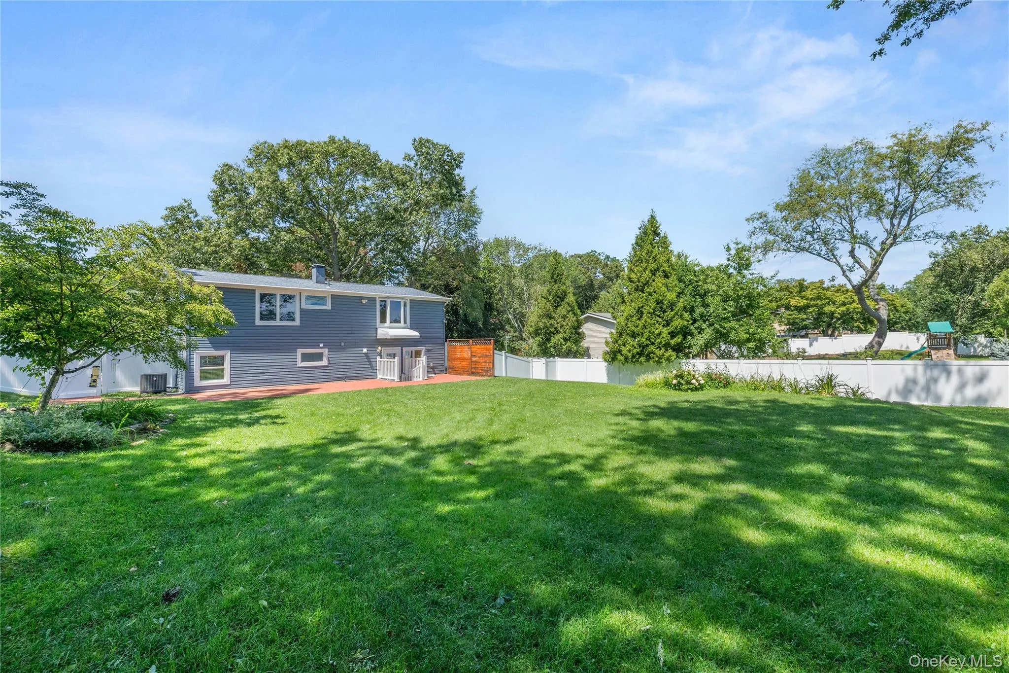 4 Bunny Lane, Brookhaven, NY, 4 Bedrooms Bedrooms, 7 Rooms Rooms,2 BathroomsBathrooms,Residential Lease,For Rent,Bunny,0,1016716 4 Bunny Lane, Brookhaven, NY, 4 Bedrooms Bedrooms, 7 Rooms Rooms,2 BathroomsBathrooms,Residential Lease,For Rent,Bunny,0,1016716