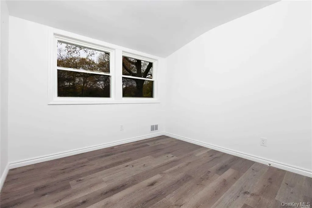 4 Bunny Lane, Brookhaven, NY, 4 Bedrooms Bedrooms, 7 Rooms Rooms,2 BathroomsBathrooms,Residential Lease,For Rent,Bunny,0,1016716 4 Bunny Lane, Brookhaven, NY, 4 Bedrooms Bedrooms, 7 Rooms Rooms,2 BathroomsBathrooms,Residential Lease,For Rent,Bunny,0,1016716
