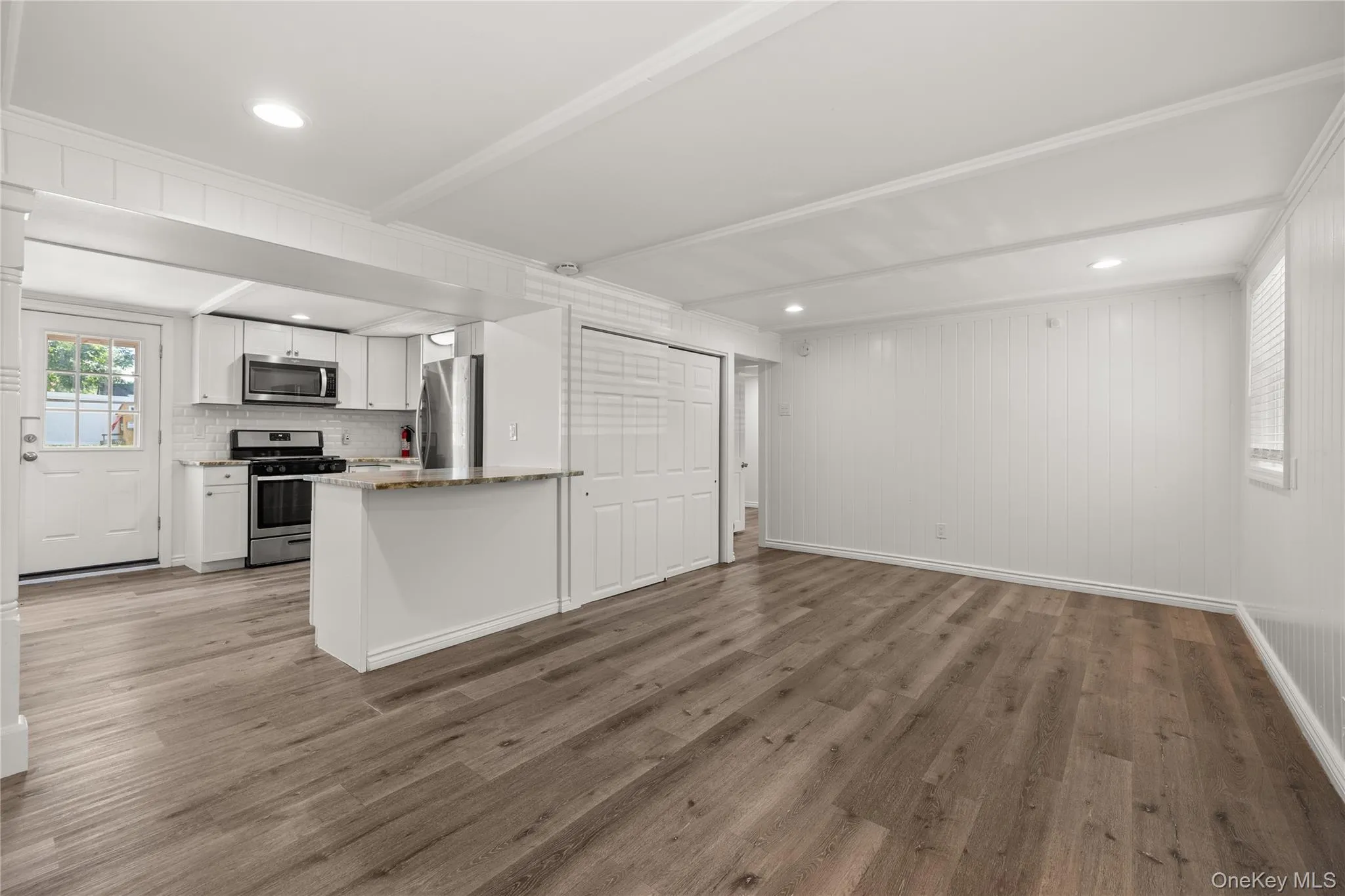 4 Bunny Lane, Brookhaven, NY, 4 Bedrooms Bedrooms, 7 Rooms Rooms,2 BathroomsBathrooms,Residential Lease,For Rent,Bunny,0,1016716 4 Bunny Lane, Brookhaven, NY, 4 Bedrooms Bedrooms, 7 Rooms Rooms,2 BathroomsBathrooms,Residential Lease,For Rent,Bunny,0,1016716