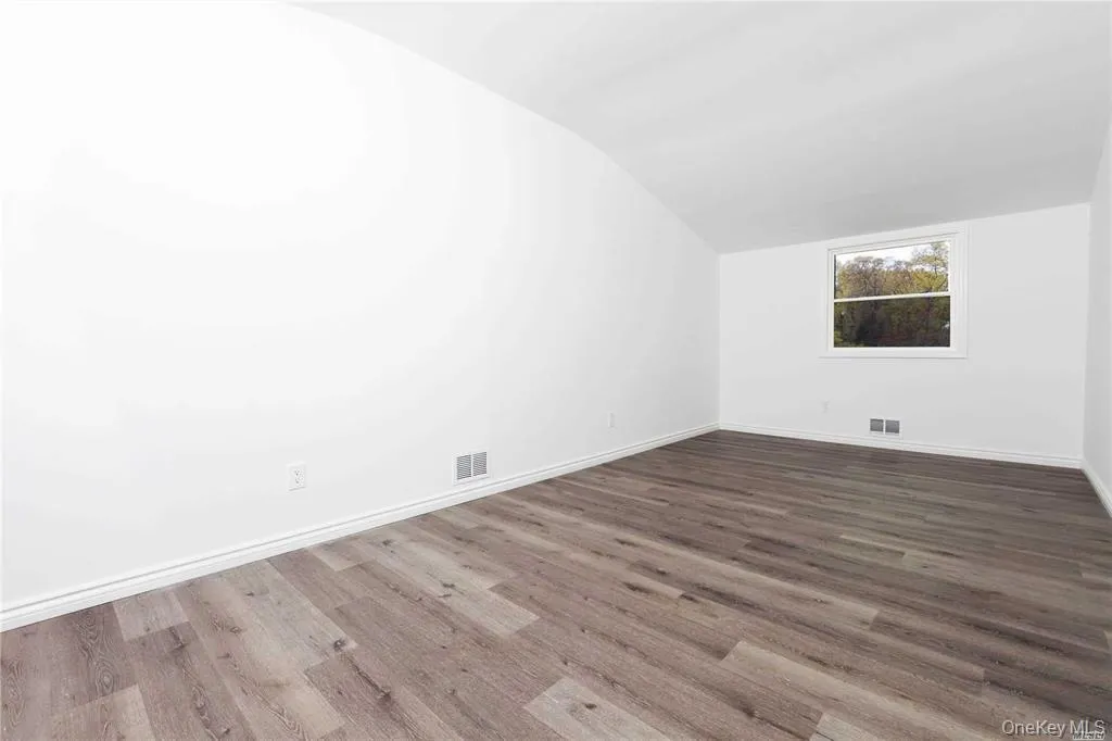 4 Bunny Lane, Brookhaven, NY, 4 Bedrooms Bedrooms, 7 Rooms Rooms,2 BathroomsBathrooms,Residential Lease,For Rent,Bunny,0,1016716 4 Bunny Lane, Brookhaven, NY, 4 Bedrooms Bedrooms, 7 Rooms Rooms,2 BathroomsBathrooms,Residential Lease,For Rent,Bunny,0,1016716