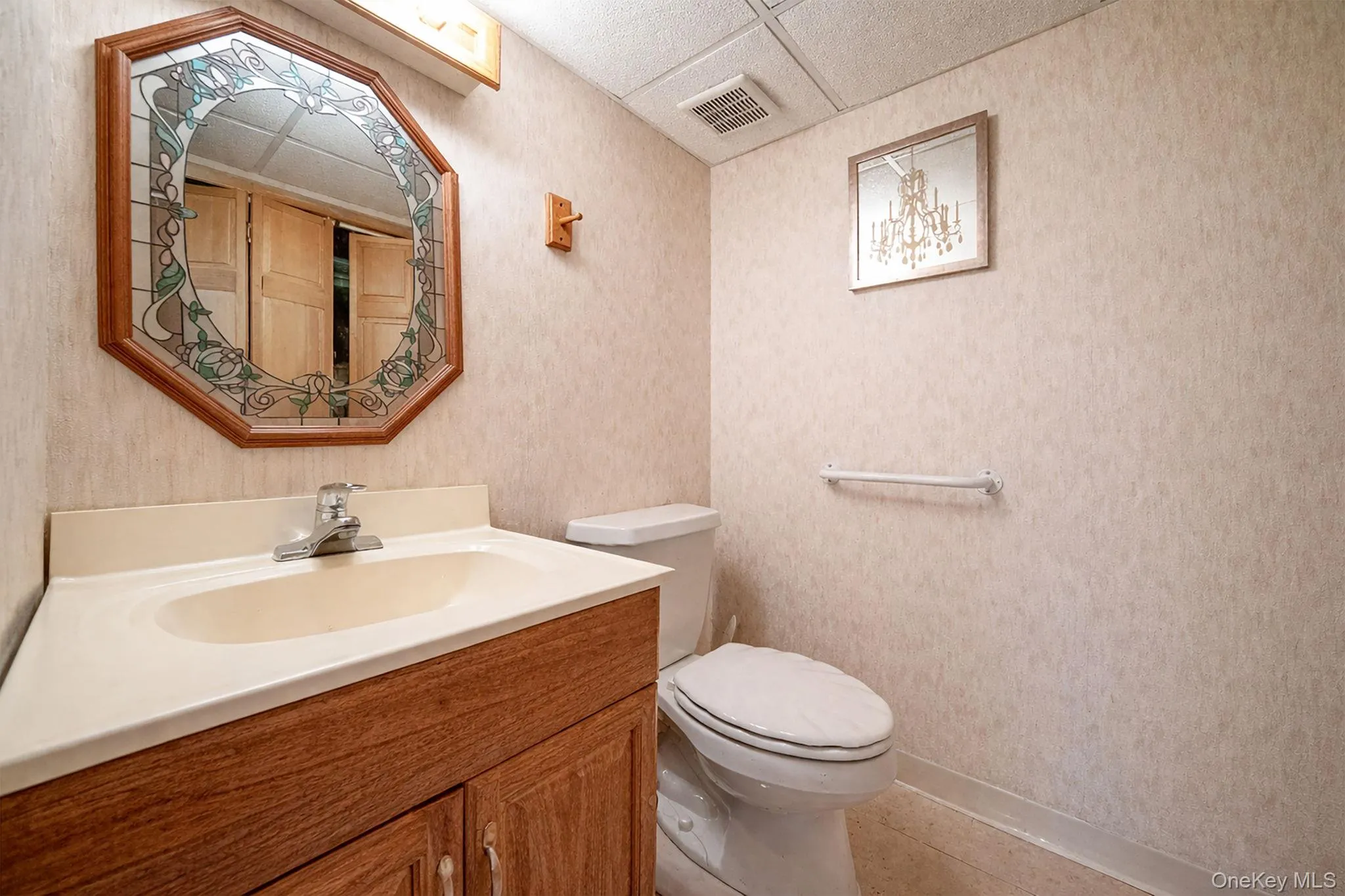 67 Douglas Drive, Hempstead, NY, 5 Bedrooms Bedrooms, 9 Rooms Rooms,3 BathroomsBathrooms,Residential,For Rent,Douglas,0,KEY1016719 67 Douglas Drive, Hempstead, NY, 5 Bedrooms Bedrooms, 9 Rooms Rooms,3 BathroomsBathrooms,Residential,For Rent,Douglas,0,KEY1016719
