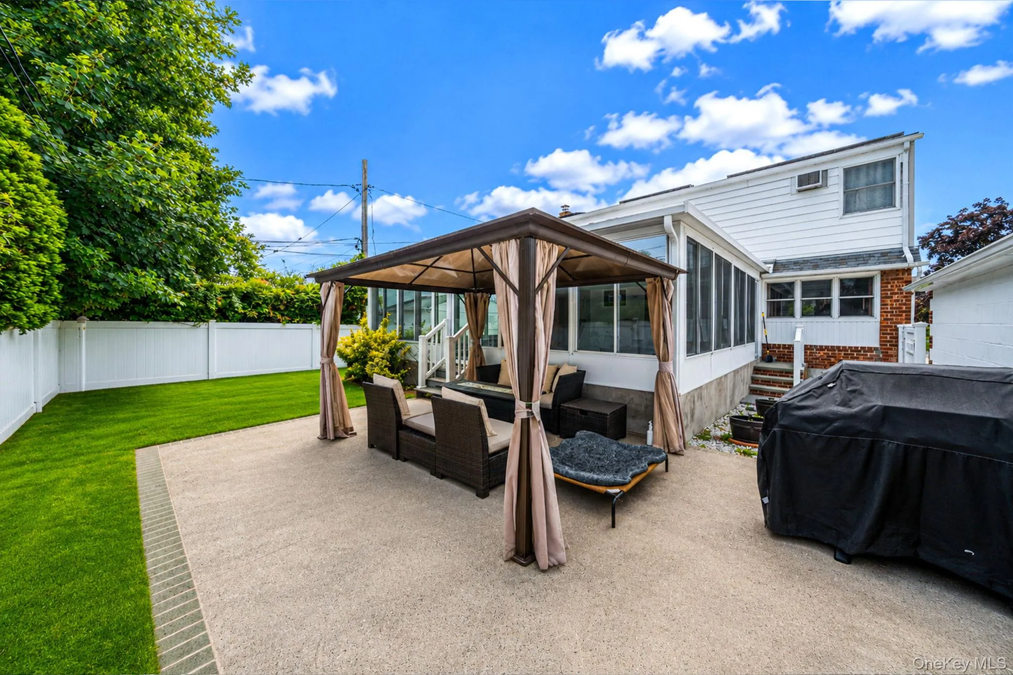 67 Douglas Drive, Hempstead, NY, 5 Bedrooms Bedrooms, 9 Rooms Rooms,3 BathroomsBathrooms,Residential,For Rent,Douglas,0,KEY1016719 67 Douglas Drive, Hempstead, NY, 5 Bedrooms Bedrooms, 9 Rooms Rooms,3 BathroomsBathrooms,Residential,For Rent,Douglas,0,KEY1016719