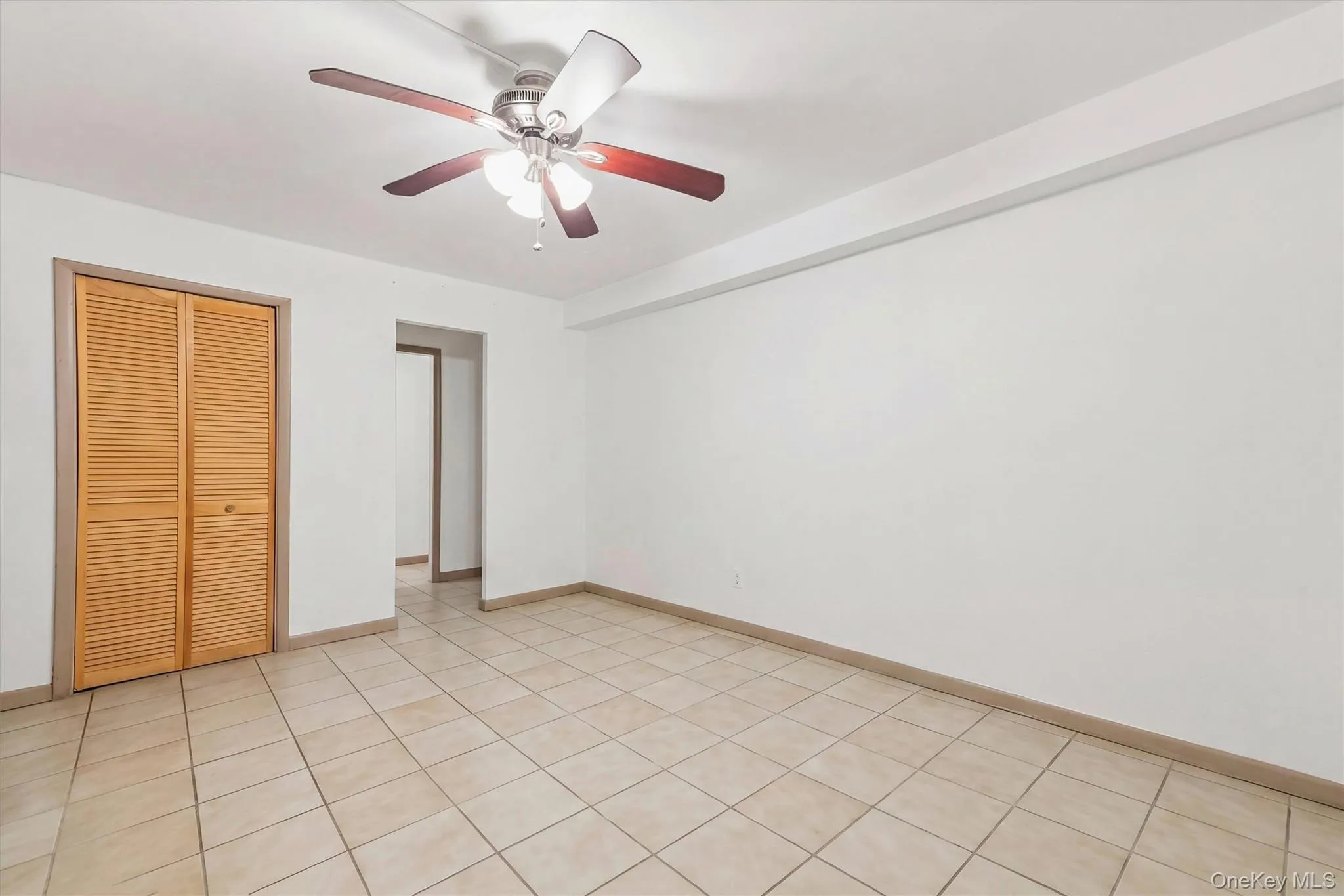 820 Leland Avenue, New York, NY, 2 Bedrooms Bedrooms, 5 Rooms Rooms,1 BathroomBathrooms,Residential,For Rent,Leland,0,1016724 820 Leland Avenue, New York, NY, 2 Bedrooms Bedrooms, 5 Rooms Rooms,1 BathroomBathrooms,Residential,For Rent,Leland,0,1016724