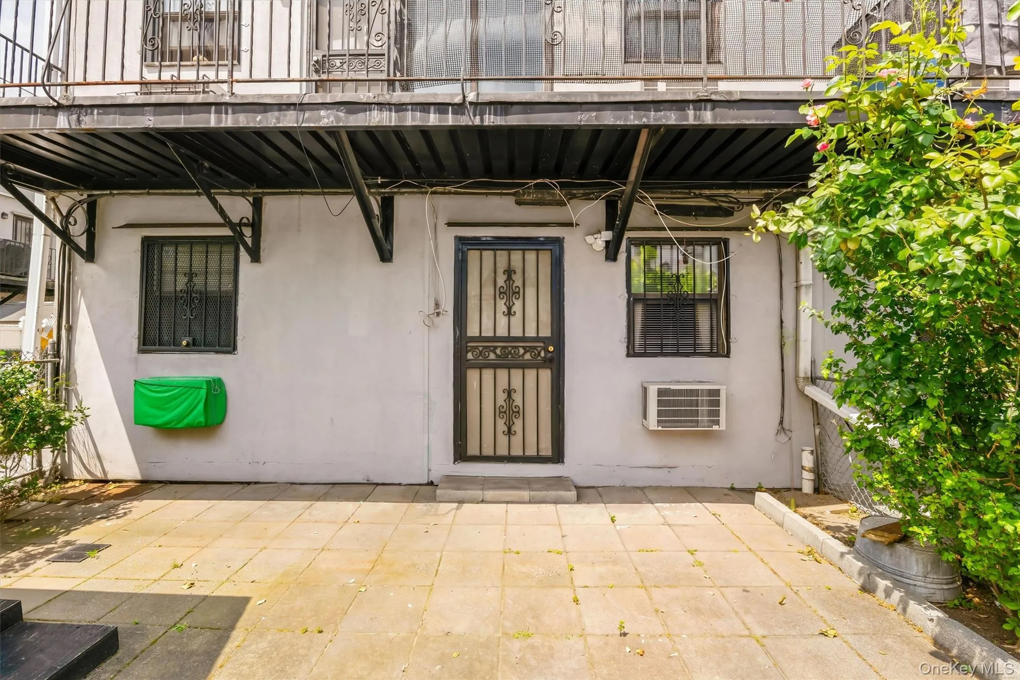 820 Leland Avenue, New York, NY, 2 Bedrooms Bedrooms, 5 Rooms Rooms,1 BathroomBathrooms,Residential,For Rent,Leland,0,1016724 820 Leland Avenue, New York, NY, 2 Bedrooms Bedrooms, 5 Rooms Rooms,1 BathroomBathrooms,Residential,For Rent,Leland,0,1016724