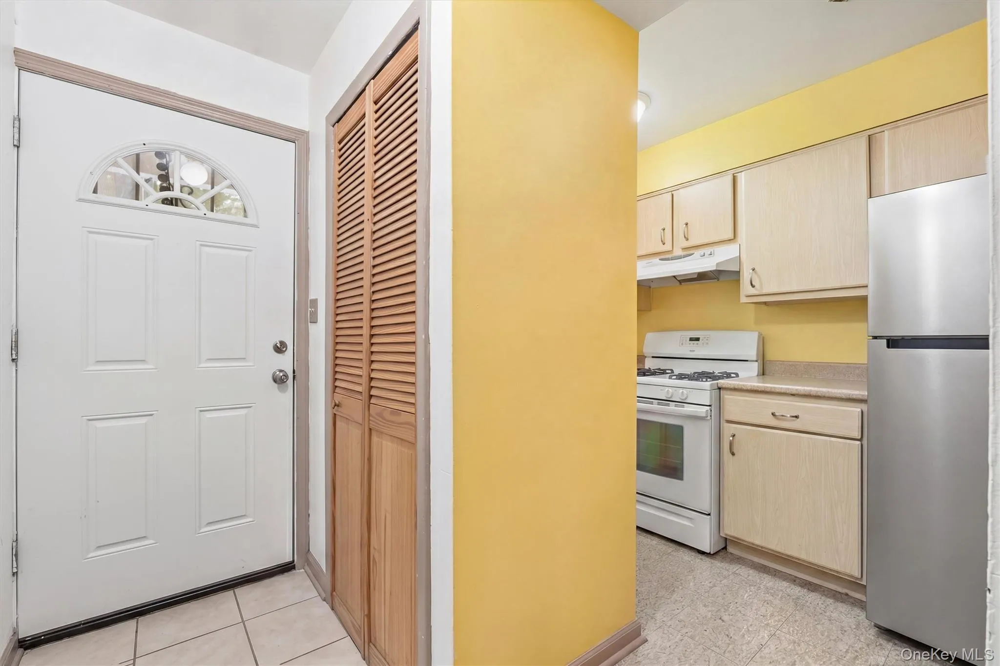 820 Leland Avenue, New York, NY, 2 Bedrooms Bedrooms, 5 Rooms Rooms,1 BathroomBathrooms,Residential,For Rent,Leland,0,1016724 820 Leland Avenue, New York, NY, 2 Bedrooms Bedrooms, 5 Rooms Rooms,1 BathroomBathrooms,Residential,For Rent,Leland,0,1016724