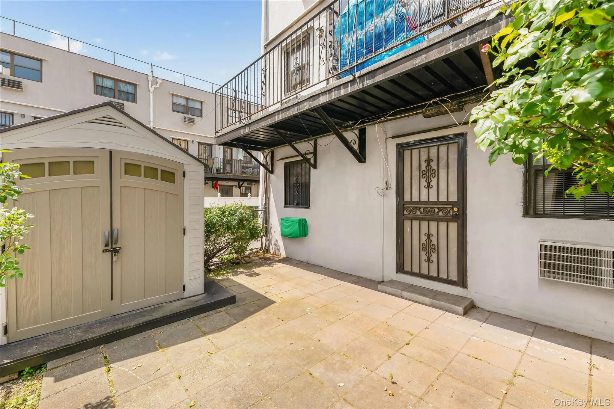 820 Leland Avenue, New York, NY, 2 Bedrooms Bedrooms, 5 Rooms Rooms,1 BathroomBathrooms,Residential,For Rent,Leland,0,1016724 820 Leland Avenue, New York, NY, 2 Bedrooms Bedrooms, 5 Rooms Rooms,1 BathroomBathrooms,Residential,For Rent,Leland,0,1016724