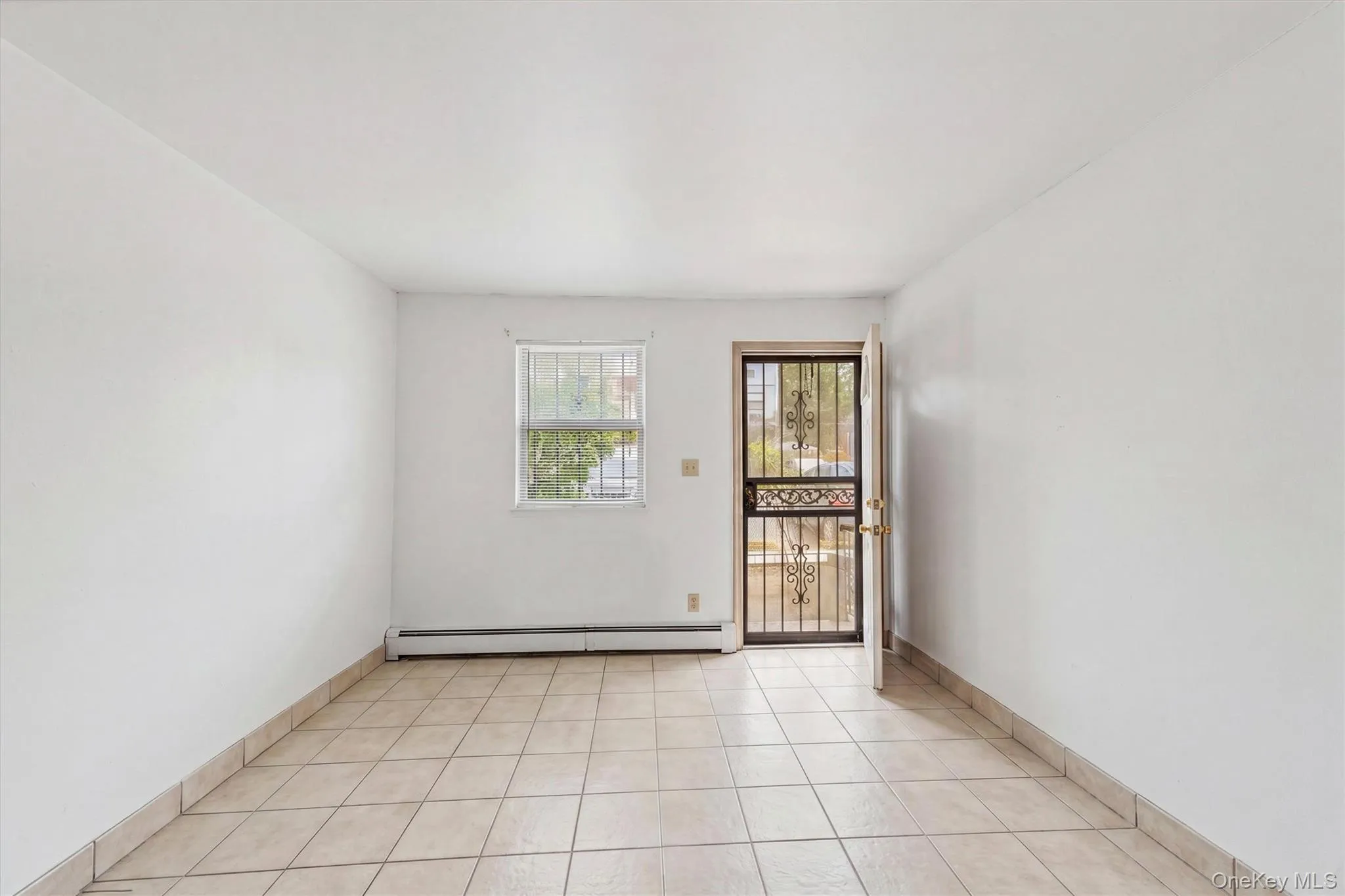 820 Leland Avenue, New York, NY, 2 Bedrooms Bedrooms, 5 Rooms Rooms,1 BathroomBathrooms,Residential,For Rent,Leland,0,1016724 820 Leland Avenue, New York, NY, 2 Bedrooms Bedrooms, 5 Rooms Rooms,1 BathroomBathrooms,Residential,For Rent,Leland,0,1016724