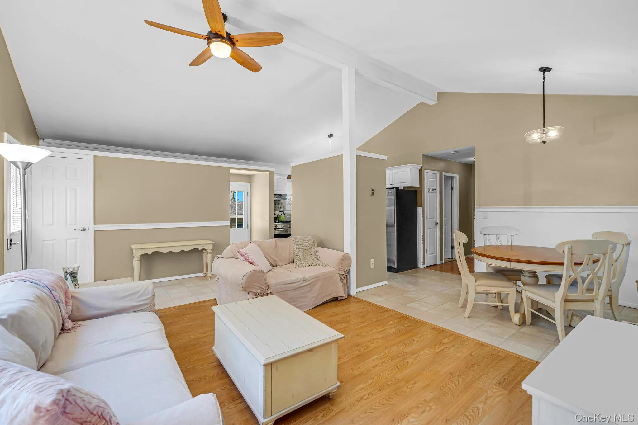 46 Longfellow Drive, Smithtown, NY, 3 Bedrooms Bedrooms, 7 Rooms Rooms,1 BathroomBathrooms,Residential,For Rent,Longfellow,0,KEY1016727 46 Longfellow Drive, Smithtown, NY, 3 Bedrooms Bedrooms, 7 Rooms Rooms,1 BathroomBathrooms,Residential,For Rent,Longfellow,0,KEY1016727