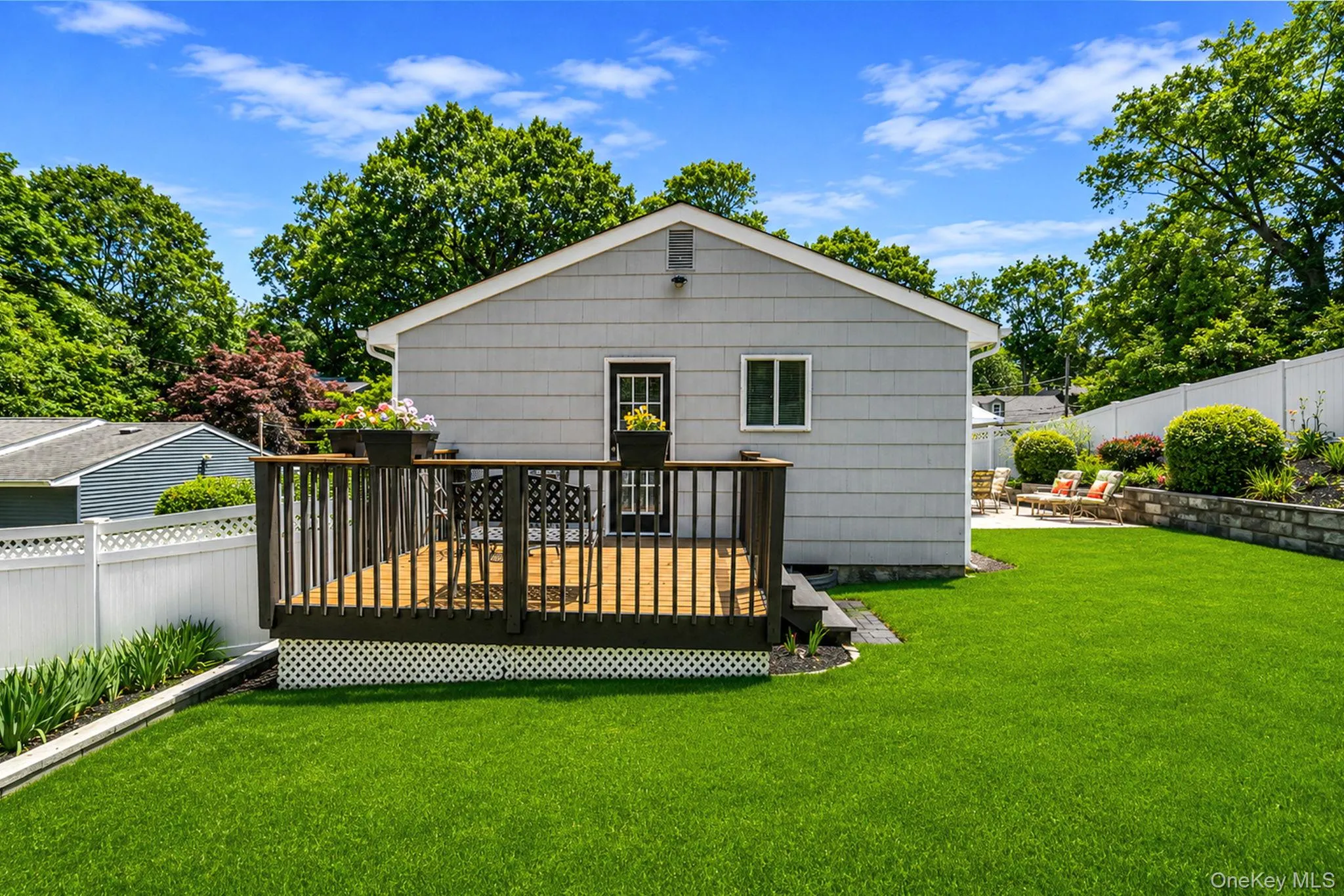 46 Longfellow Drive, Smithtown, NY, 3 Bedrooms Bedrooms, 7 Rooms Rooms,1 BathroomBathrooms,Residential,For Rent,Longfellow,0,KEY1016727 46 Longfellow Drive, Smithtown, NY, 3 Bedrooms Bedrooms, 7 Rooms Rooms,1 BathroomBathrooms,Residential,For Rent,Longfellow,0,KEY1016727