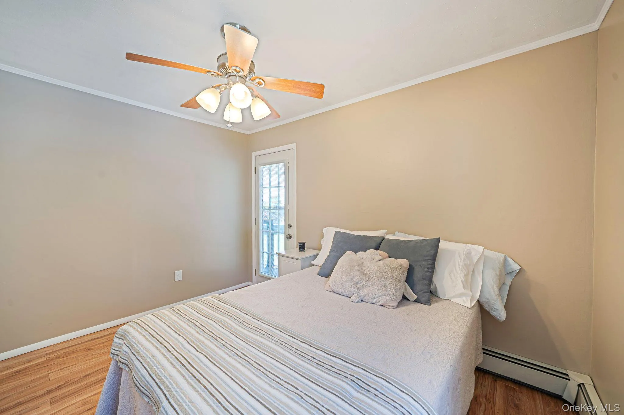 46 Longfellow Drive, Smithtown, NY, 3 Bedrooms Bedrooms, 7 Rooms Rooms,1 BathroomBathrooms,Residential,For Rent,Longfellow,0,KEY1016727 46 Longfellow Drive, Smithtown, NY, 3 Bedrooms Bedrooms, 7 Rooms Rooms,1 BathroomBathrooms,Residential,For Rent,Longfellow,0,KEY1016727