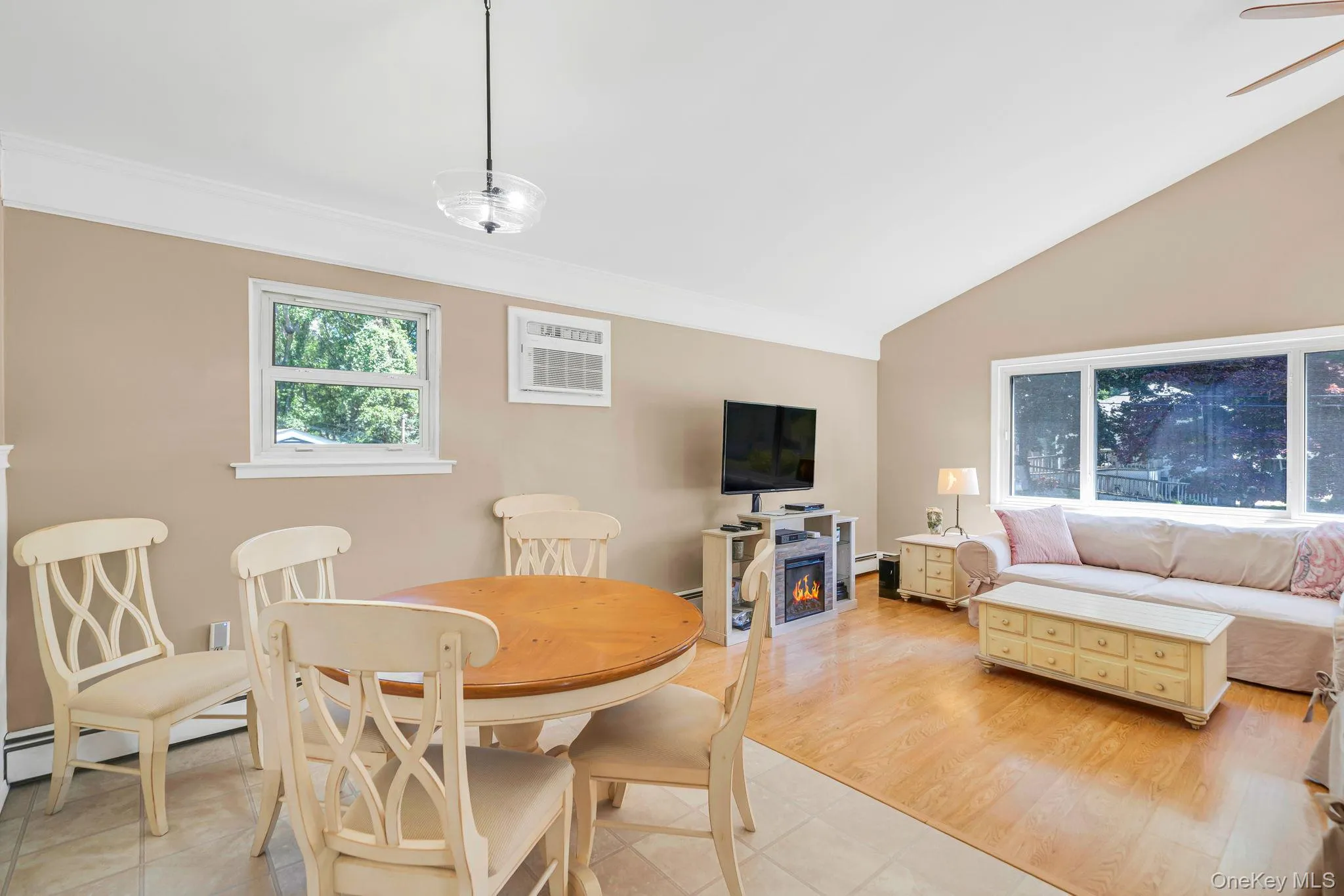 46 Longfellow Drive, Smithtown, NY, 3 Bedrooms Bedrooms, 7 Rooms Rooms,1 BathroomBathrooms,Residential,For Rent,Longfellow,0,KEY1016727 46 Longfellow Drive, Smithtown, NY, 3 Bedrooms Bedrooms, 7 Rooms Rooms,1 BathroomBathrooms,Residential,For Rent,Longfellow,0,KEY1016727