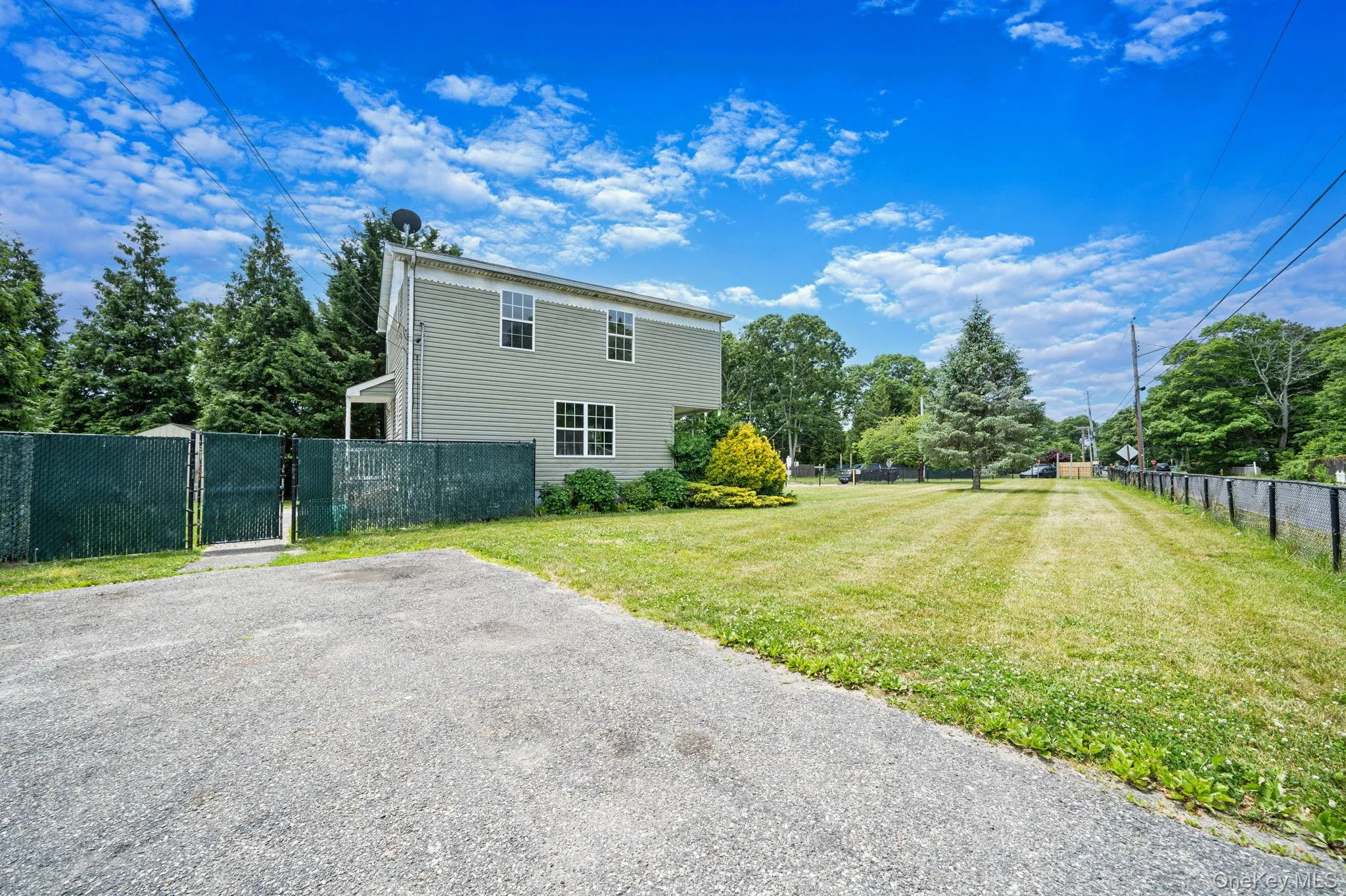 86 Eleanor Avenue, Brookhaven, NY, 3 Bedrooms Bedrooms, 6 Rooms Rooms,2 BathroomsBathrooms,Residential,For Rent,Eleanor,0,1016733 86 Eleanor Avenue, Brookhaven, NY, 3 Bedrooms Bedrooms, 6 Rooms Rooms,2 BathroomsBathrooms,Residential,For Rent,Eleanor,0,1016733