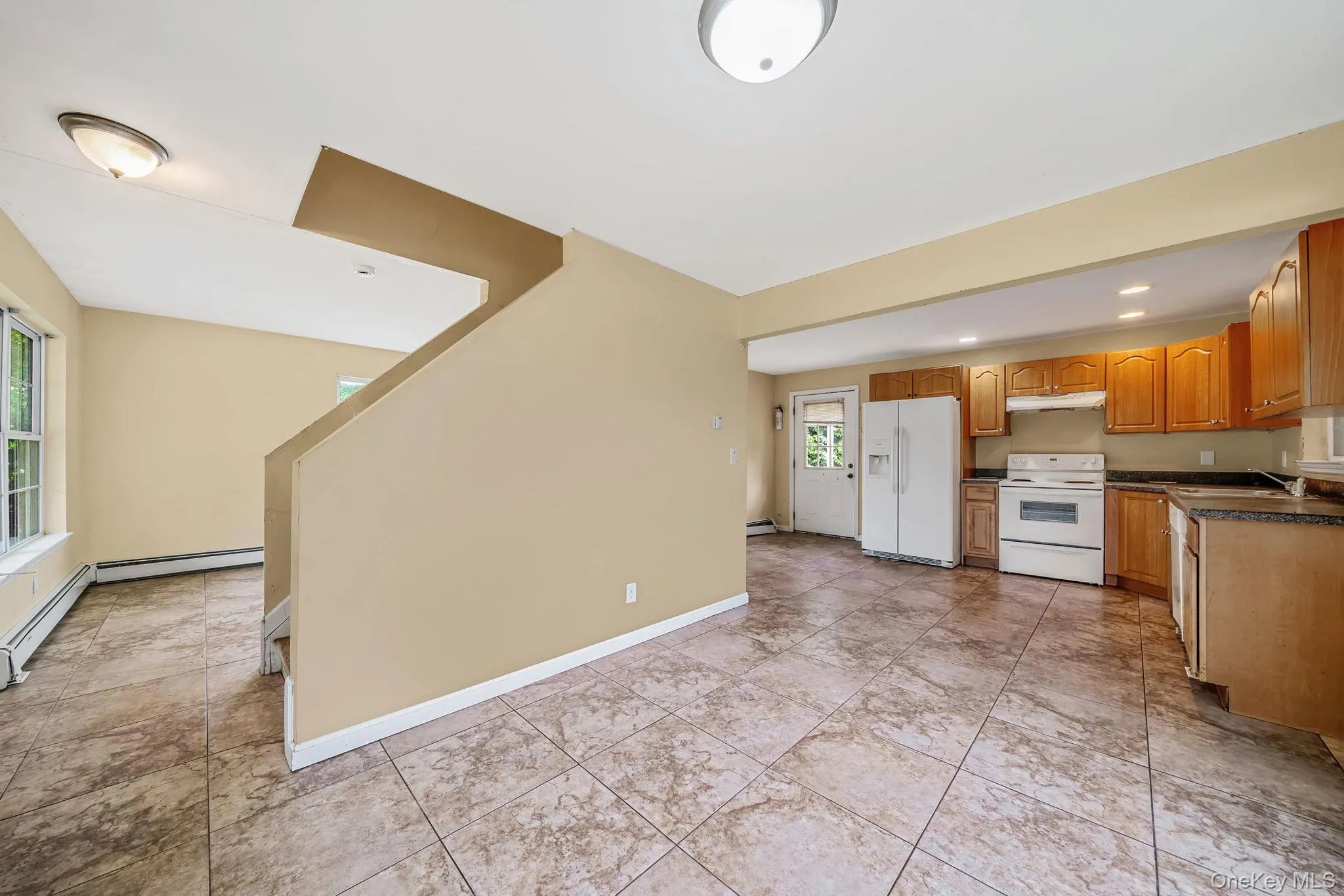 86 Eleanor Avenue, Brookhaven, NY, 3 Bedrooms Bedrooms, 6 Rooms Rooms,2 BathroomsBathrooms,Residential,For Rent,Eleanor,0,1016733 86 Eleanor Avenue, Brookhaven, NY, 3 Bedrooms Bedrooms, 6 Rooms Rooms,2 BathroomsBathrooms,Residential,For Rent,Eleanor,0,1016733