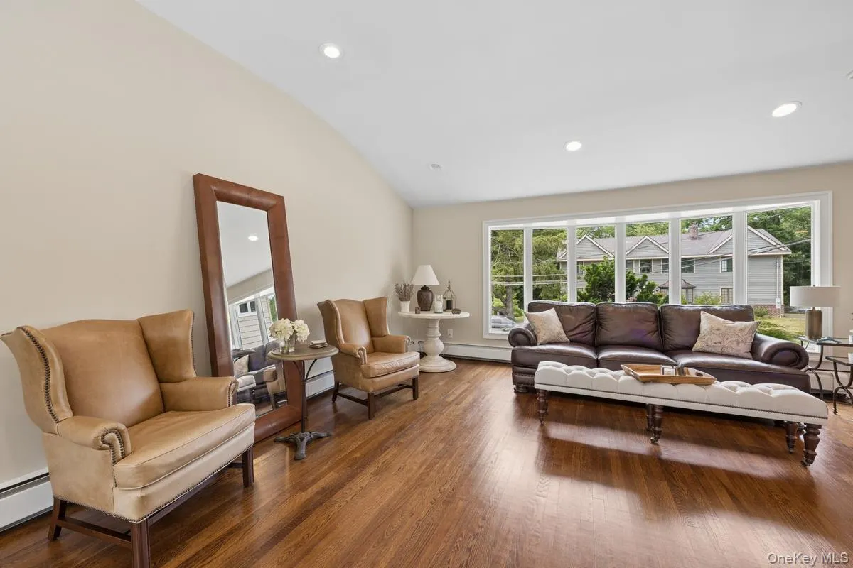 1 Ryan Court, Oyster Bay, NY, 4 Bedrooms Bedrooms, 7 Rooms Rooms,2 BathroomsBathrooms,Residential,For Rent,Ryan,0,1016734 1 Ryan Court, Oyster Bay, NY, 4 Bedrooms Bedrooms, 7 Rooms Rooms,2 BathroomsBathrooms,Residential,For Rent,Ryan,0,1016734