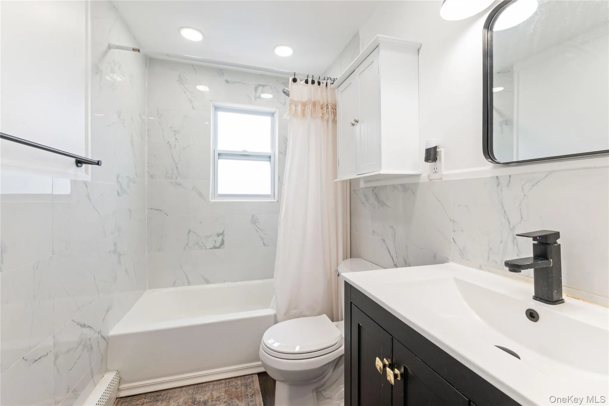 175 Arthur Avenue, Hempstead, NY, 5 Bedrooms Bedrooms, 8 Rooms Rooms,2 BathroomsBathrooms,Residential,For Rent,Arthur,0,KEY1016735 175 Arthur Avenue, Hempstead, NY, 5 Bedrooms Bedrooms, 8 Rooms Rooms,2 BathroomsBathrooms,Residential,For Rent,Arthur,0,KEY1016735