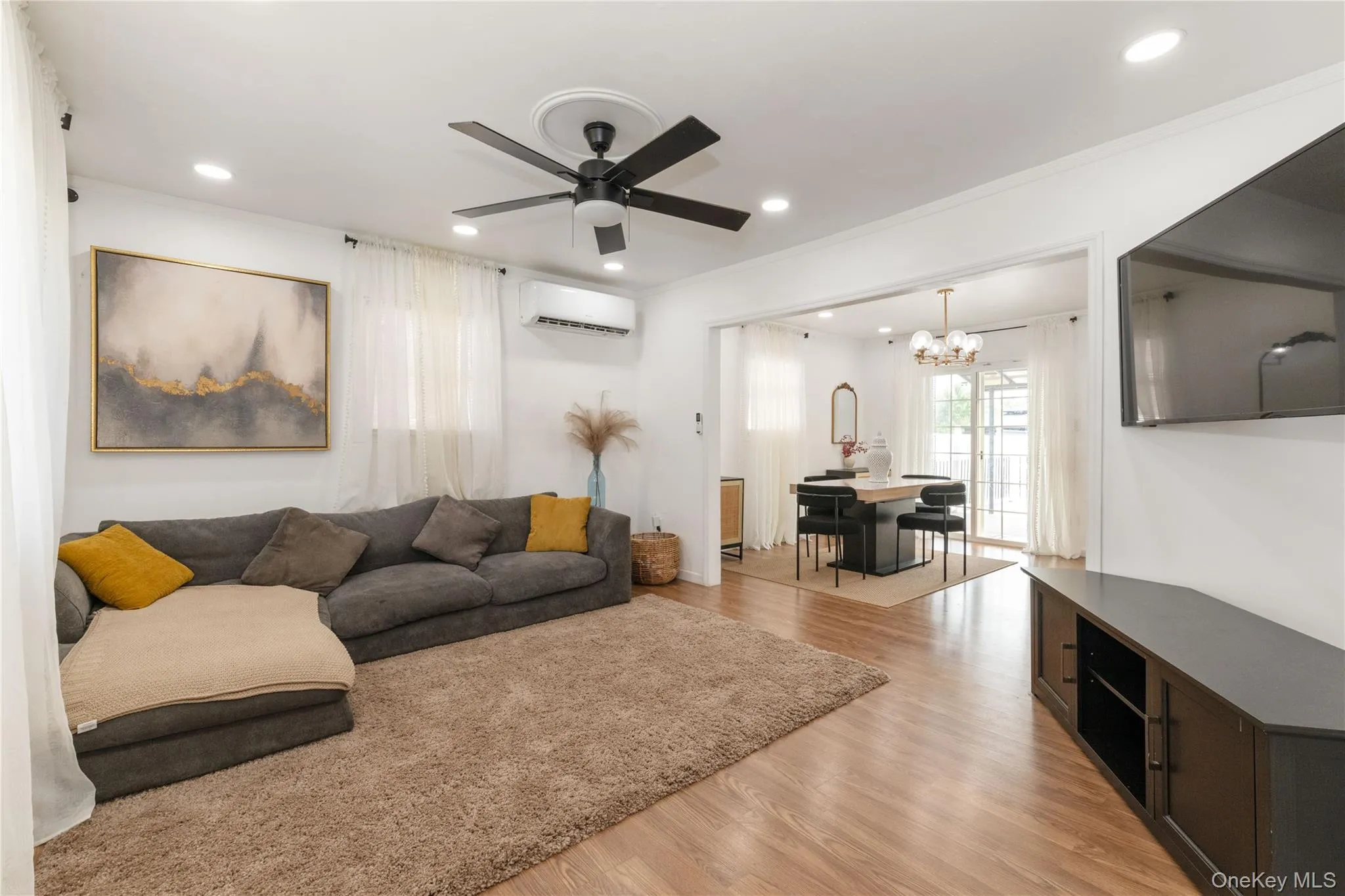 175 Arthur Avenue, Hempstead, NY, 5 Bedrooms Bedrooms, 8 Rooms Rooms,2 BathroomsBathrooms,Residential,For Rent,Arthur,0,KEY1016735 175 Arthur Avenue, Hempstead, NY, 5 Bedrooms Bedrooms, 8 Rooms Rooms,2 BathroomsBathrooms,Residential,For Rent,Arthur,0,KEY1016735