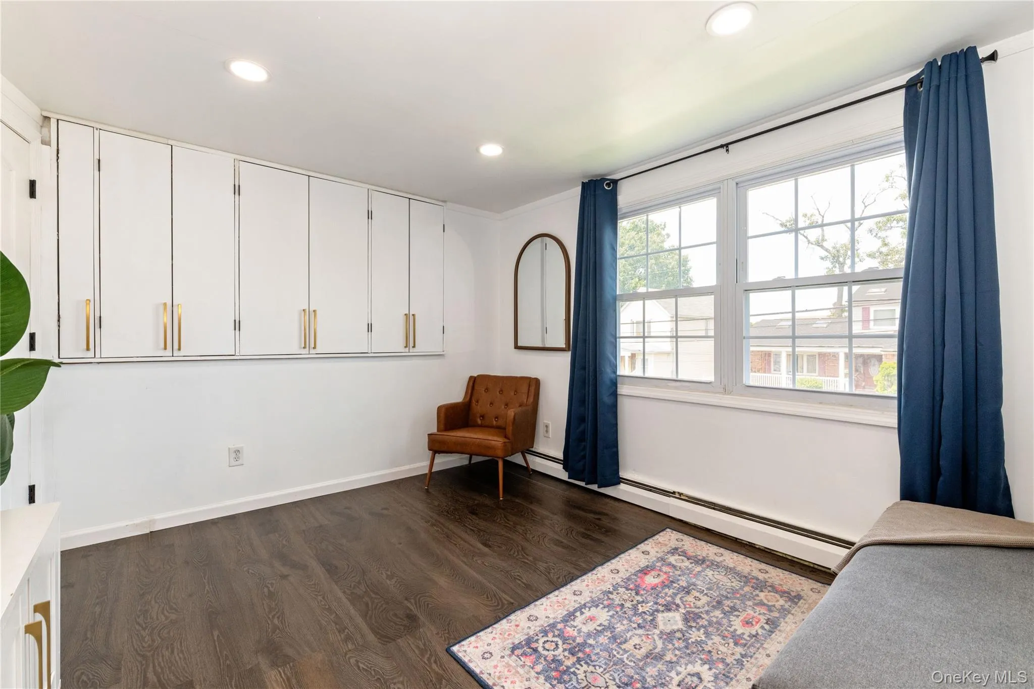 175 Arthur Avenue, Hempstead, NY, 5 Bedrooms Bedrooms, 8 Rooms Rooms,2 BathroomsBathrooms,Residential,For Rent,Arthur,0,KEY1016735 175 Arthur Avenue, Hempstead, NY, 5 Bedrooms Bedrooms, 8 Rooms Rooms,2 BathroomsBathrooms,Residential,For Rent,Arthur,0,KEY1016735