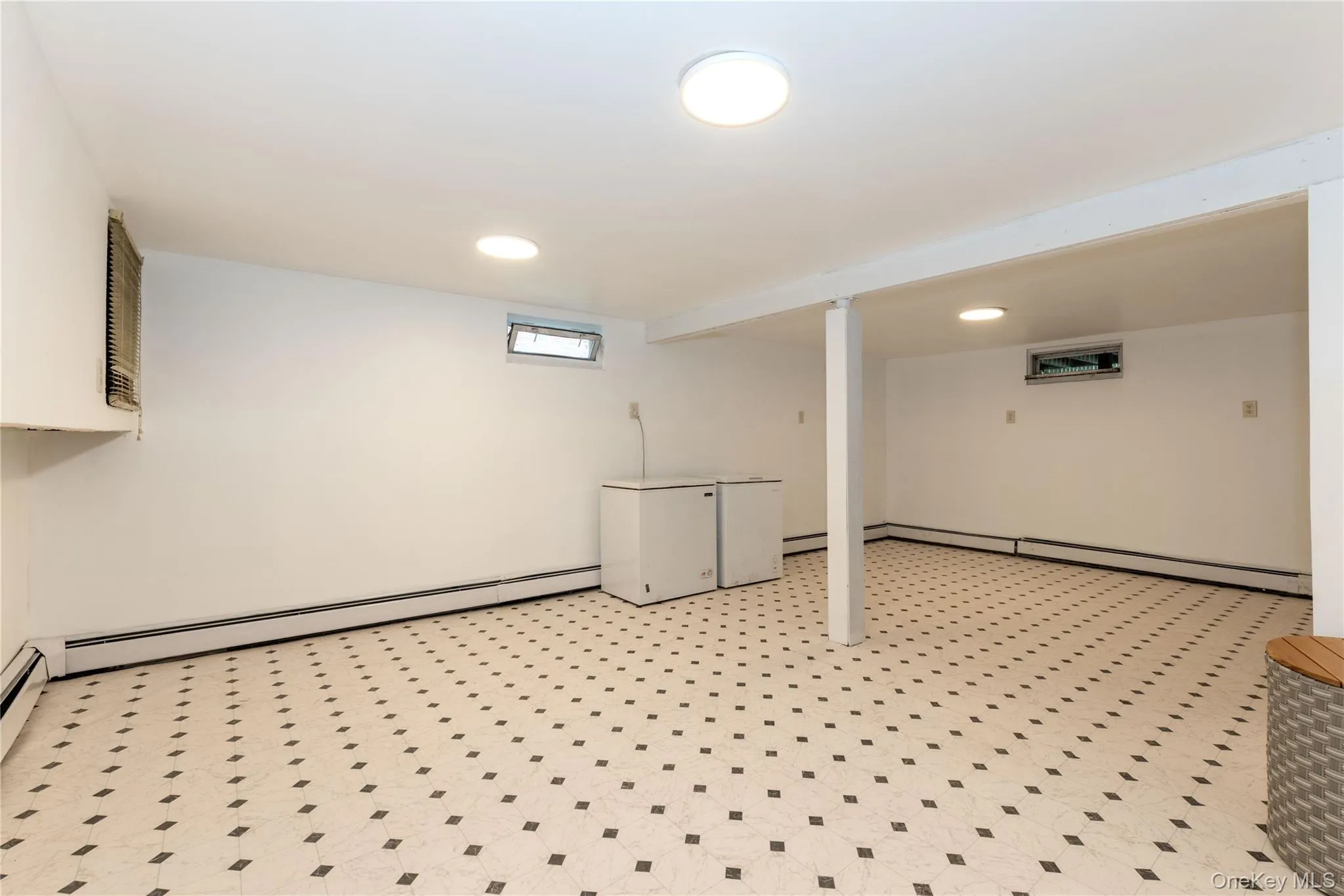 175 Arthur Avenue, Hempstead, NY, 5 Bedrooms Bedrooms, 8 Rooms Rooms,2 BathroomsBathrooms,Residential,For Rent,Arthur,0,KEY1016735 175 Arthur Avenue, Hempstead, NY, 5 Bedrooms Bedrooms, 8 Rooms Rooms,2 BathroomsBathrooms,Residential,For Rent,Arthur,0,KEY1016735