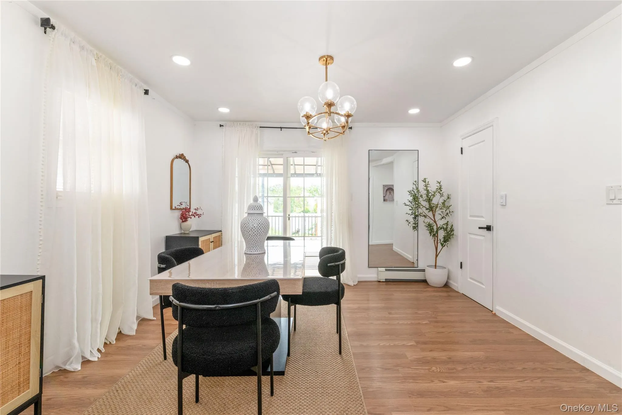 175 Arthur Avenue, Hempstead, NY, 5 Bedrooms Bedrooms, 8 Rooms Rooms,2 BathroomsBathrooms,Residential,For Rent,Arthur,0,KEY1016735 175 Arthur Avenue, Hempstead, NY, 5 Bedrooms Bedrooms, 8 Rooms Rooms,2 BathroomsBathrooms,Residential,For Rent,Arthur,0,KEY1016735