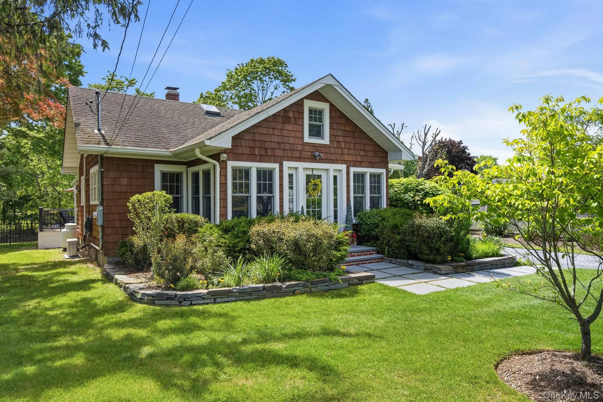 36 Watchogue Avenue, Brookhaven, NY, 3 Bedrooms Bedrooms, 7 Rooms Rooms,2 BathroomsBathrooms,Residential,For Rent,Watchogue,0,1016739 36 Watchogue Avenue, Brookhaven, NY, 3 Bedrooms Bedrooms, 7 Rooms Rooms,2 BathroomsBathrooms,Residential,For Rent,Watchogue,0,1016739