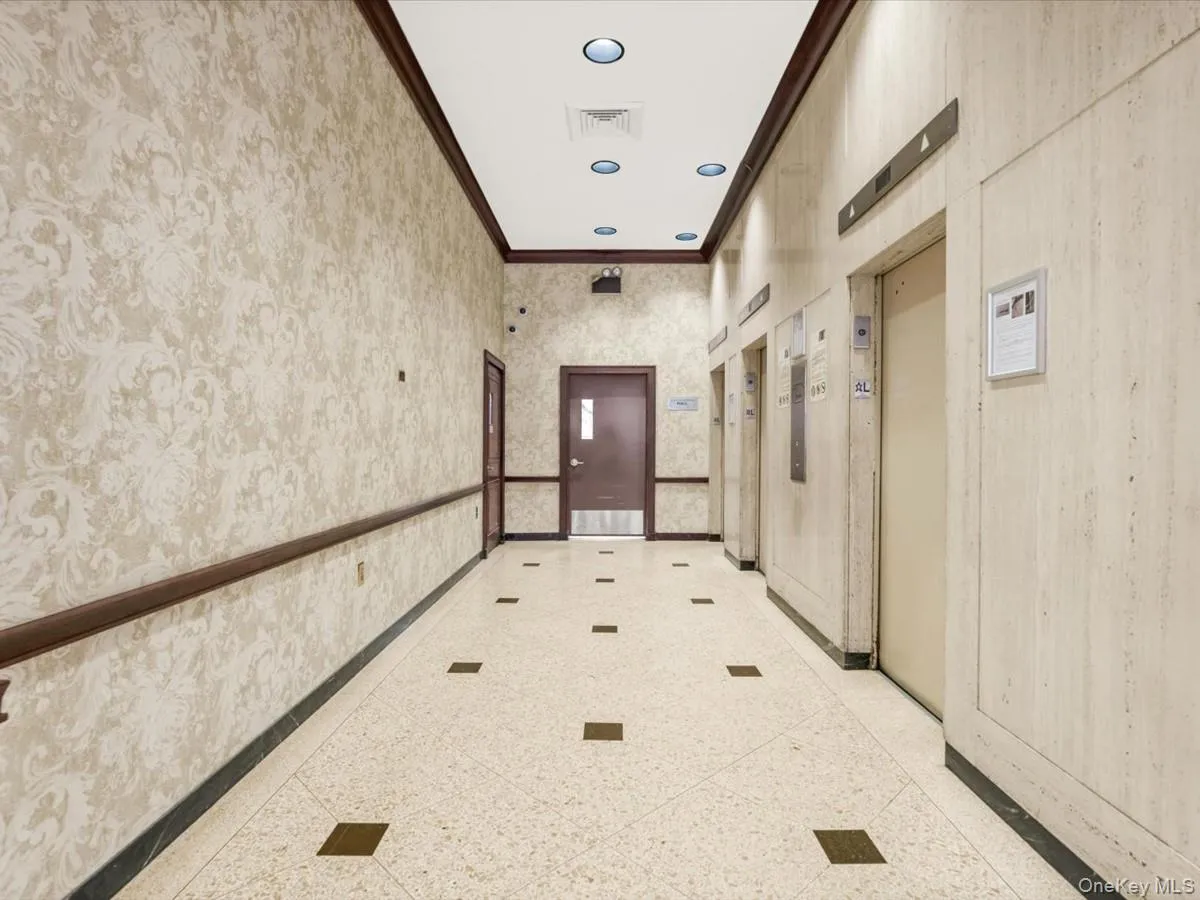 41-40 Union Street, New York, NY, 1 Bedroom Bedrooms, 4 Rooms Rooms,1 BathroomBathrooms,Residential,For Rent,Union,0,1016740 41-40 Union Street, New York, NY, 1 Bedroom Bedrooms, 4 Rooms Rooms,1 BathroomBathrooms,Residential,For Rent,Union,0,1016740