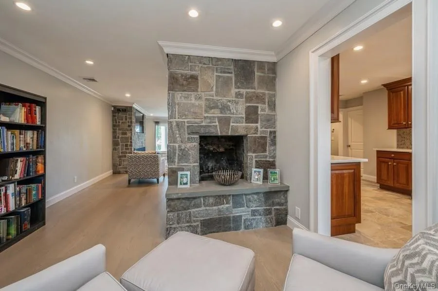 176 Townsend Avenue, Pelham, NY, 4 Bedrooms Bedrooms, 10 Rooms Rooms,3 BathroomsBathrooms,Residential Lease,For Rent,Townsend,0,1016741 176 Townsend Avenue, Pelham, NY, 4 Bedrooms Bedrooms, 10 Rooms Rooms,3 BathroomsBathrooms,Residential Lease,For Rent,Townsend,0,1016741