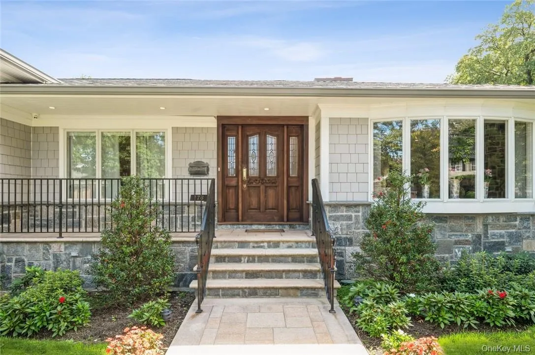 176 Townsend Avenue, Pelham, NY, 4 Bedrooms Bedrooms, 10 Rooms Rooms,3 BathroomsBathrooms,Residential Lease,For Rent,Townsend,0,1016741 176 Townsend Avenue, Pelham, NY, 4 Bedrooms Bedrooms, 10 Rooms Rooms,3 BathroomsBathrooms,Residential Lease,For Rent,Townsend,0,1016741