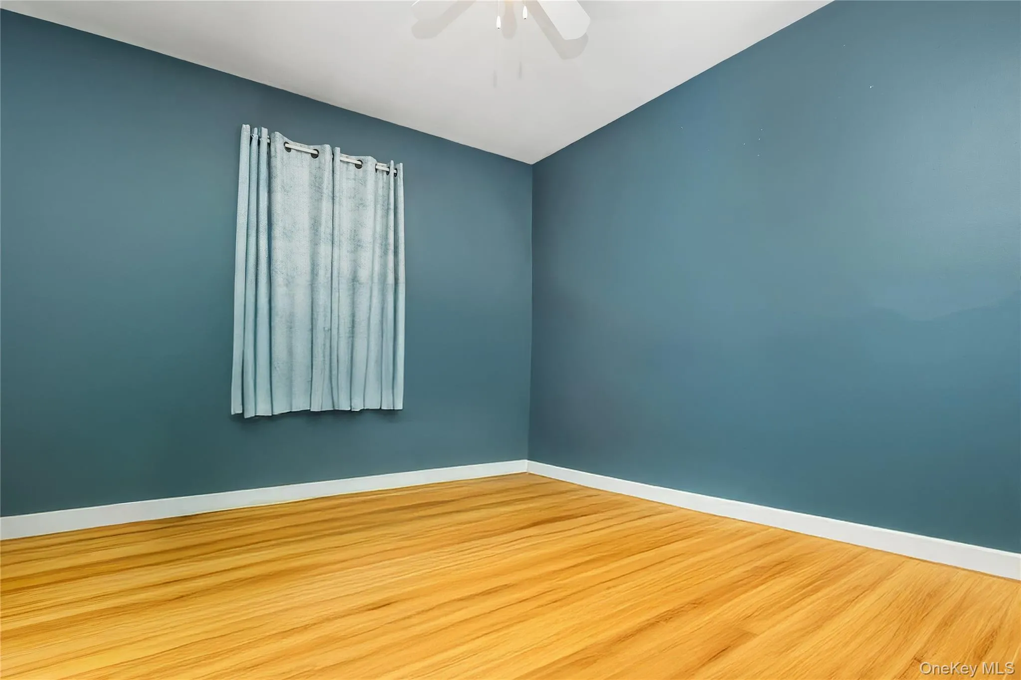 26 Block Terrace, Oyster Bay, NY, 4 Bedrooms Bedrooms, 9 Rooms Rooms,3 BathroomsBathrooms,Residential,For Rent,Block,0,KEY1016742 26 Block Terrace, Oyster Bay, NY, 4 Bedrooms Bedrooms, 9 Rooms Rooms,3 BathroomsBathrooms,Residential,For Rent,Block,0,KEY1016742