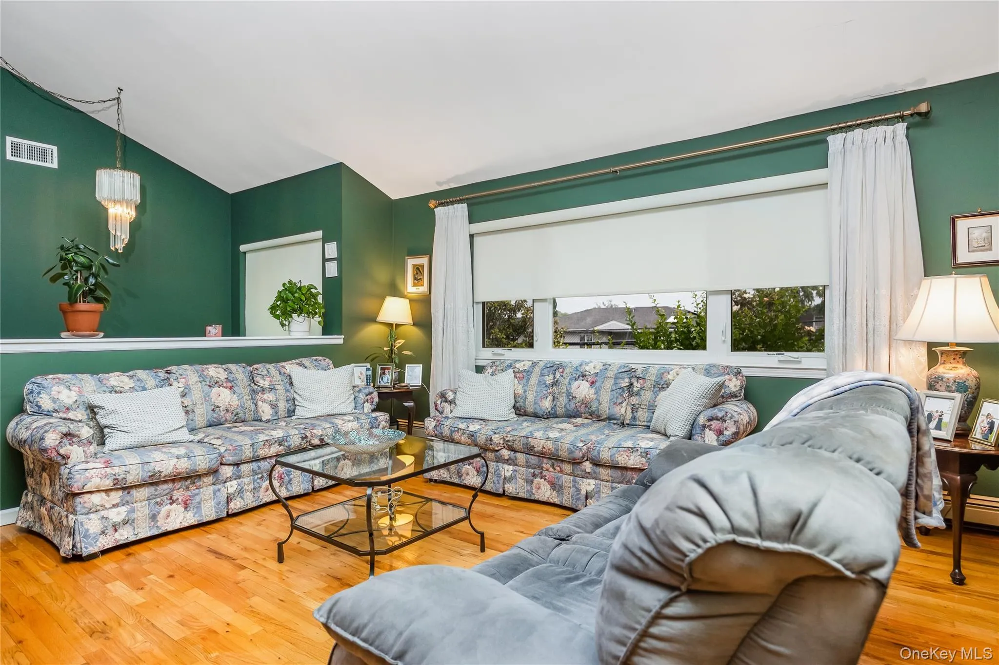 26 Block Terrace, Oyster Bay, NY, 4 Bedrooms Bedrooms, 9 Rooms Rooms,3 BathroomsBathrooms,Residential,For Rent,Block,0,KEY1016742 26 Block Terrace, Oyster Bay, NY, 4 Bedrooms Bedrooms, 9 Rooms Rooms,3 BathroomsBathrooms,Residential,For Rent,Block,0,KEY1016742