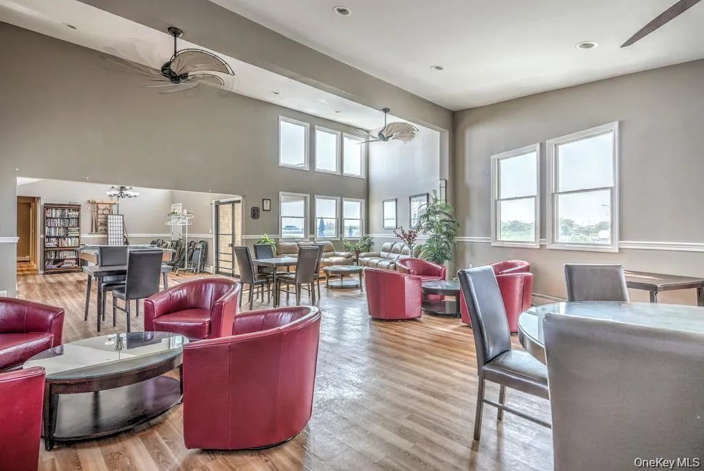 335 Mariners Way, Babylon, NY, 1 Bedroom Bedrooms, 4 Rooms Rooms,1 BathroomBathrooms,Residential,For Rent,Mariners,0,KEY1016744 335 Mariners Way, Babylon, NY, 1 Bedroom Bedrooms, 4 Rooms Rooms,1 BathroomBathrooms,Residential,For Rent,Mariners,0,KEY1016744