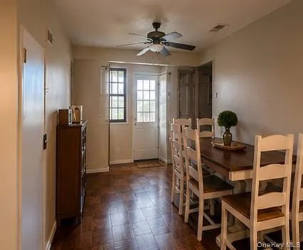335 Mariners Way, Babylon, NY, 1 Bedroom Bedrooms, 4 Rooms Rooms,1 BathroomBathrooms,Residential,For Rent,Mariners,0,KEY1016744 335 Mariners Way, Babylon, NY, 1 Bedroom Bedrooms, 4 Rooms Rooms,1 BathroomBathrooms,Residential,For Rent,Mariners,0,KEY1016744