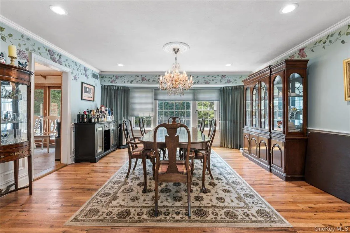 100 Cabot Road, Oyster Bay, NY, 5 Bedrooms Bedrooms, 12 Rooms Rooms,2 BathroomsBathrooms,Residential,For Rent,Cabot,0,KEY1016749 100 Cabot Road, Oyster Bay, NY, 5 Bedrooms Bedrooms, 12 Rooms Rooms,2 BathroomsBathrooms,Residential,For Rent,Cabot,0,KEY1016749