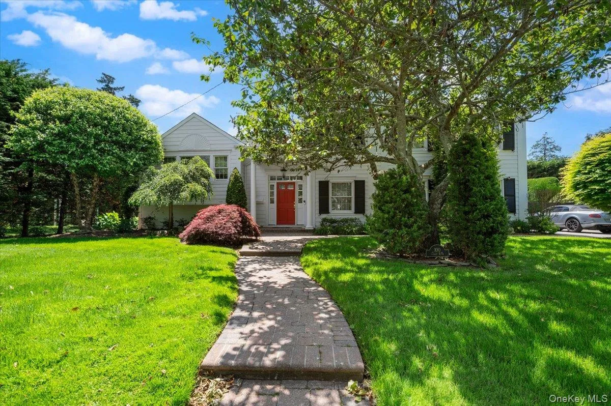 100 Cabot Road, Oyster Bay, NY, 5 Bedrooms Bedrooms, 12 Rooms Rooms,2 BathroomsBathrooms,Residential,For Rent,Cabot,0,KEY1016749 100 Cabot Road, Oyster Bay, NY, 5 Bedrooms Bedrooms, 12 Rooms Rooms,2 BathroomsBathrooms,Residential,For Rent,Cabot,0,KEY1016749