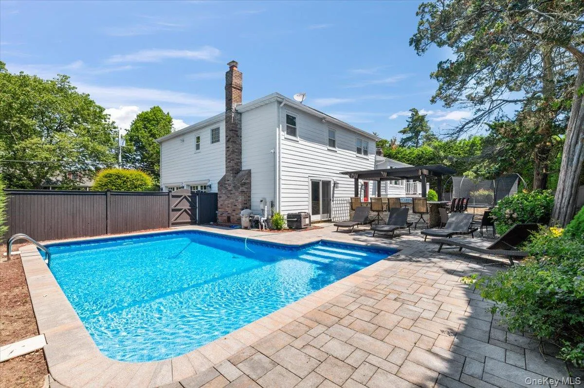100 Cabot Road, Oyster Bay, NY, 5 Bedrooms Bedrooms, 12 Rooms Rooms,2 BathroomsBathrooms,Residential,For Rent,Cabot,0,KEY1016749 100 Cabot Road, Oyster Bay, NY, 5 Bedrooms Bedrooms, 12 Rooms Rooms,2 BathroomsBathrooms,Residential,For Rent,Cabot,0,KEY1016749