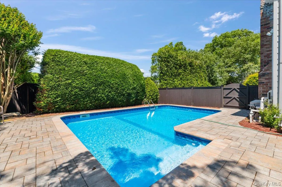 100 Cabot Road, Oyster Bay, NY, 5 Bedrooms Bedrooms, 12 Rooms Rooms,2 BathroomsBathrooms,Residential,For Rent,Cabot,0,KEY1016749 100 Cabot Road, Oyster Bay, NY, 5 Bedrooms Bedrooms, 12 Rooms Rooms,2 BathroomsBathrooms,Residential,For Rent,Cabot,0,KEY1016749