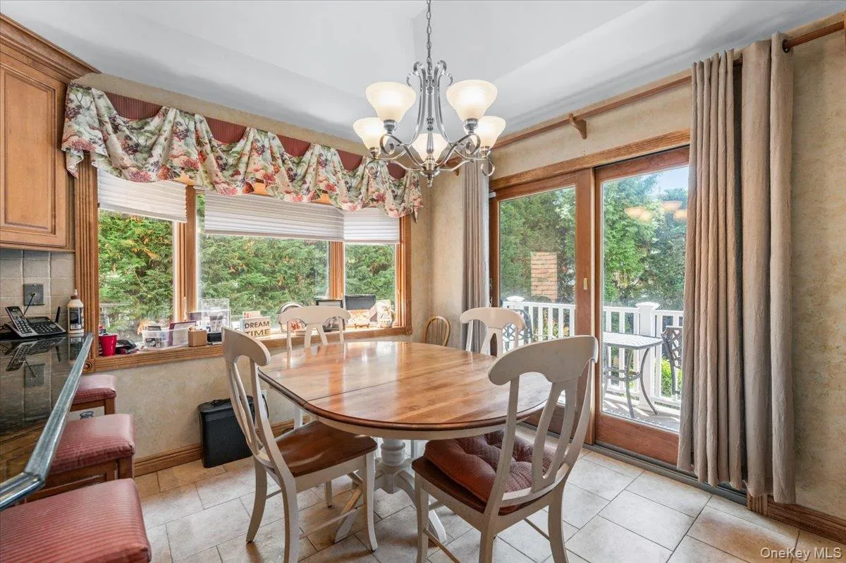 100 Cabot Road, Oyster Bay, NY, 5 Bedrooms Bedrooms, 12 Rooms Rooms,2 BathroomsBathrooms,Residential,For Rent,Cabot,0,KEY1016749 100 Cabot Road, Oyster Bay, NY, 5 Bedrooms Bedrooms, 12 Rooms Rooms,2 BathroomsBathrooms,Residential,For Rent,Cabot,0,KEY1016749