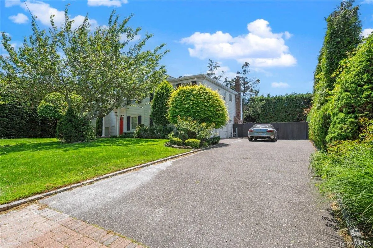 100 Cabot Road, Oyster Bay, NY, 5 Bedrooms Bedrooms, 12 Rooms Rooms,2 BathroomsBathrooms,Residential,For Rent,Cabot,0,KEY1016749 100 Cabot Road, Oyster Bay, NY, 5 Bedrooms Bedrooms, 12 Rooms Rooms,2 BathroomsBathrooms,Residential,For Rent,Cabot,0,KEY1016749
