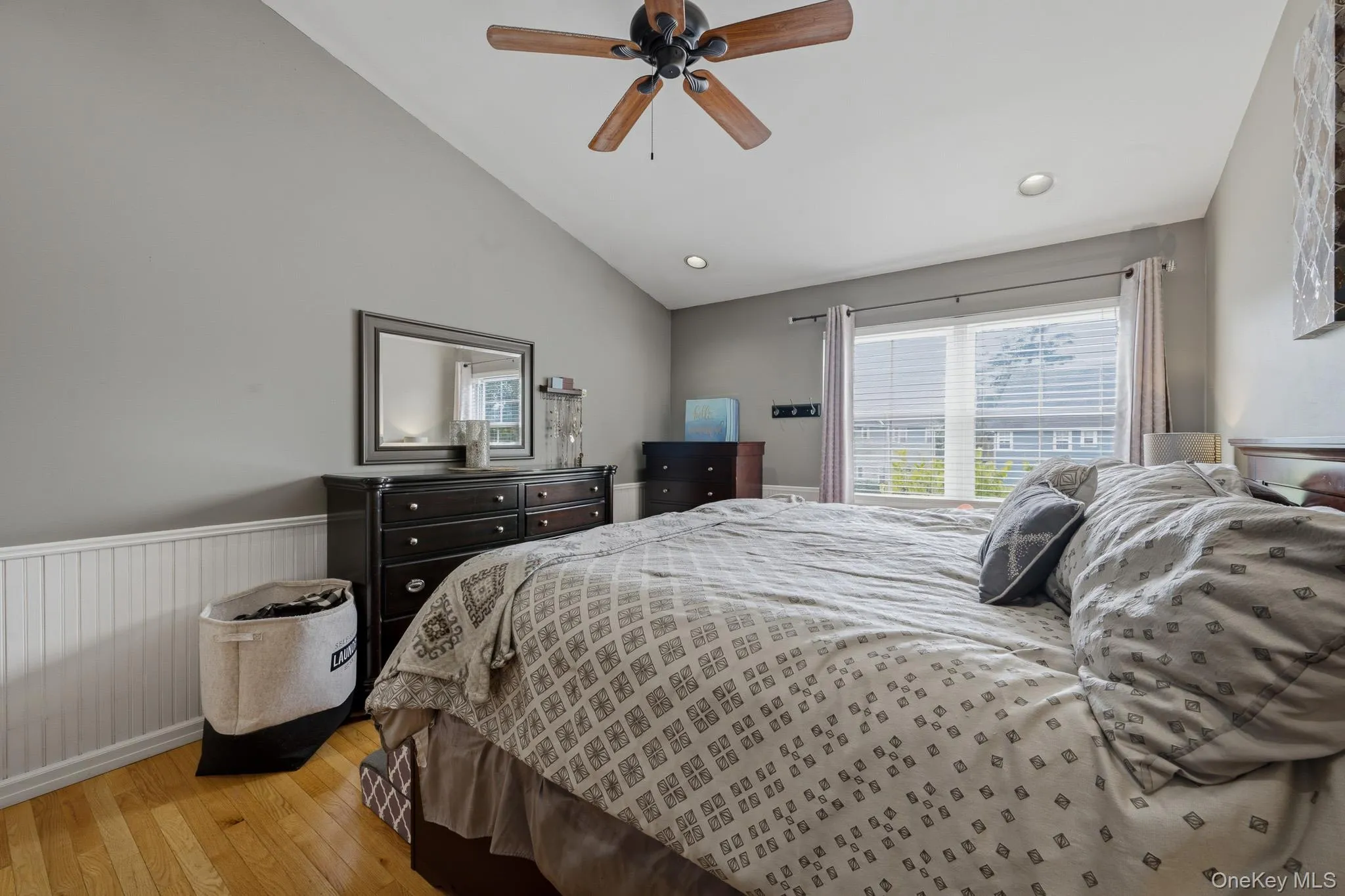 94 Broadlawn Drive, Islip, NY, 2 Bedrooms Bedrooms, 5 Rooms Rooms,1 BathroomBathrooms,Residential,For Rent,Broadlawn,0,1016756 94 Broadlawn Drive, Islip, NY, 2 Bedrooms Bedrooms, 5 Rooms Rooms,1 BathroomBathrooms,Residential,For Rent,Broadlawn,0,1016756