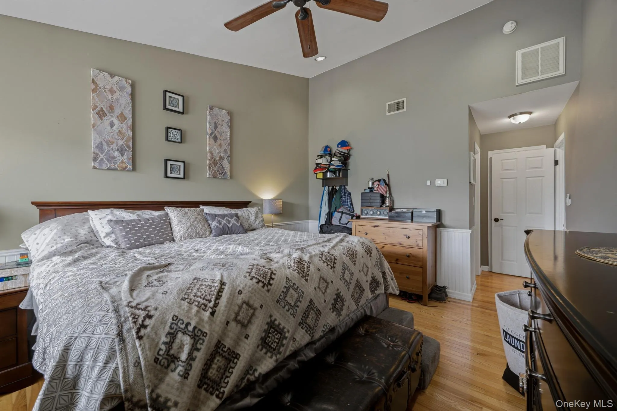 94 Broadlawn Drive, Islip, NY, 2 Bedrooms Bedrooms, 5 Rooms Rooms,1 BathroomBathrooms,Residential,For Rent,Broadlawn,0,1016756 94 Broadlawn Drive, Islip, NY, 2 Bedrooms Bedrooms, 5 Rooms Rooms,1 BathroomBathrooms,Residential,For Rent,Broadlawn,0,1016756