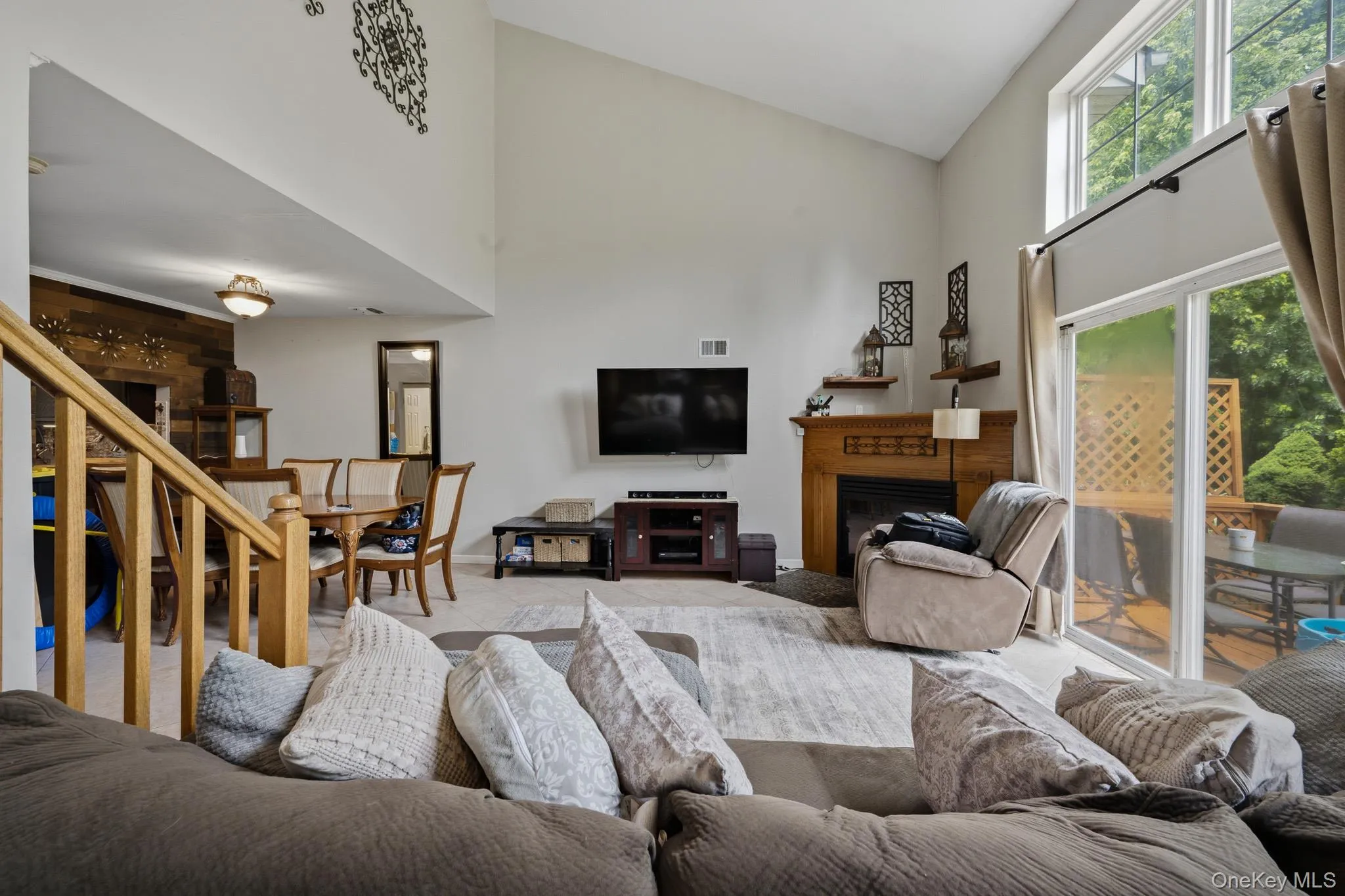 94 Broadlawn Drive, Islip, NY, 2 Bedrooms Bedrooms, 5 Rooms Rooms,1 BathroomBathrooms,Residential,For Rent,Broadlawn,0,1016756 94 Broadlawn Drive, Islip, NY, 2 Bedrooms Bedrooms, 5 Rooms Rooms,1 BathroomBathrooms,Residential,For Rent,Broadlawn,0,1016756