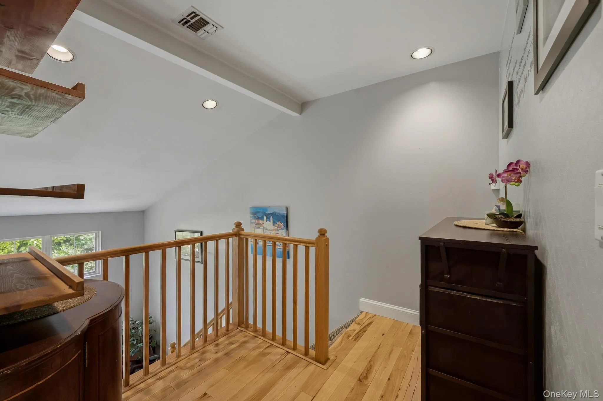 94 Broadlawn Drive, Islip, NY, 2 Bedrooms Bedrooms, 5 Rooms Rooms,1 BathroomBathrooms,Residential,For Rent,Broadlawn,0,1016756 94 Broadlawn Drive, Islip, NY, 2 Bedrooms Bedrooms, 5 Rooms Rooms,1 BathroomBathrooms,Residential,For Rent,Broadlawn,0,1016756
