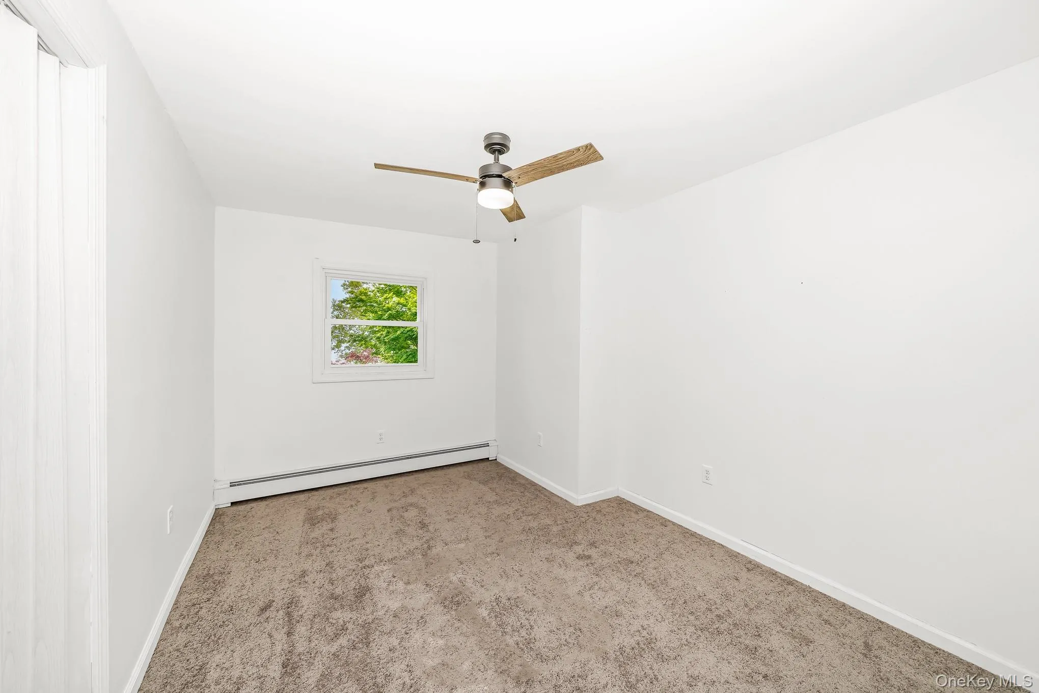 7 Laurelton Avenue, Brookhaven, NY, 3 Bedrooms Bedrooms, 5 Rooms Rooms,1 BathroomBathrooms,Residential,For Rent,Laurelton,0,1016757 7 Laurelton Avenue, Brookhaven, NY, 3 Bedrooms Bedrooms, 5 Rooms Rooms,1 BathroomBathrooms,Residential,For Rent,Laurelton,0,1016757