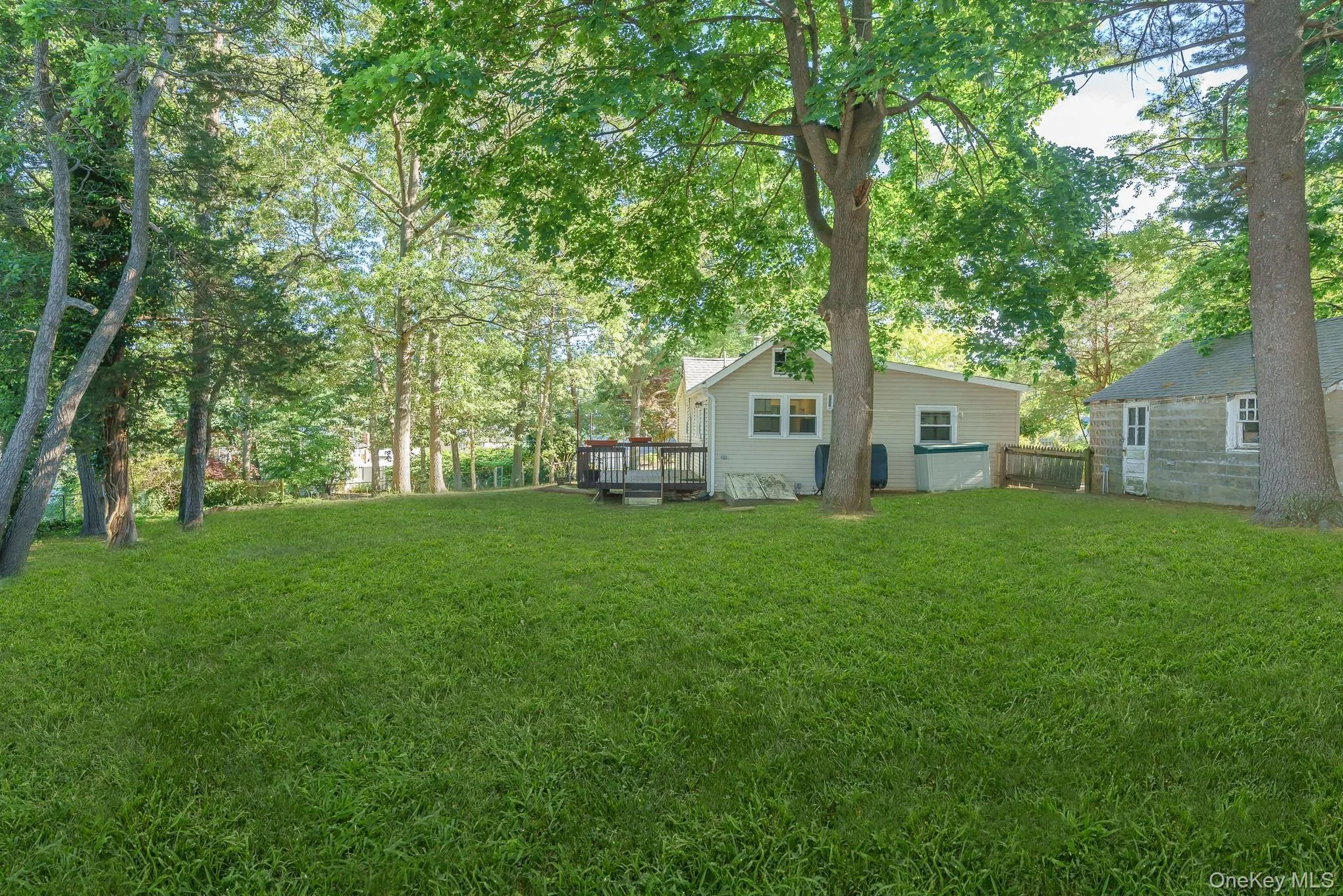 7 Laurelton Avenue, Brookhaven, NY, 3 Bedrooms Bedrooms, 5 Rooms Rooms,1 BathroomBathrooms,Residential,For Rent,Laurelton,0,1016757 7 Laurelton Avenue, Brookhaven, NY, 3 Bedrooms Bedrooms, 5 Rooms Rooms,1 BathroomBathrooms,Residential,For Rent,Laurelton,0,1016757