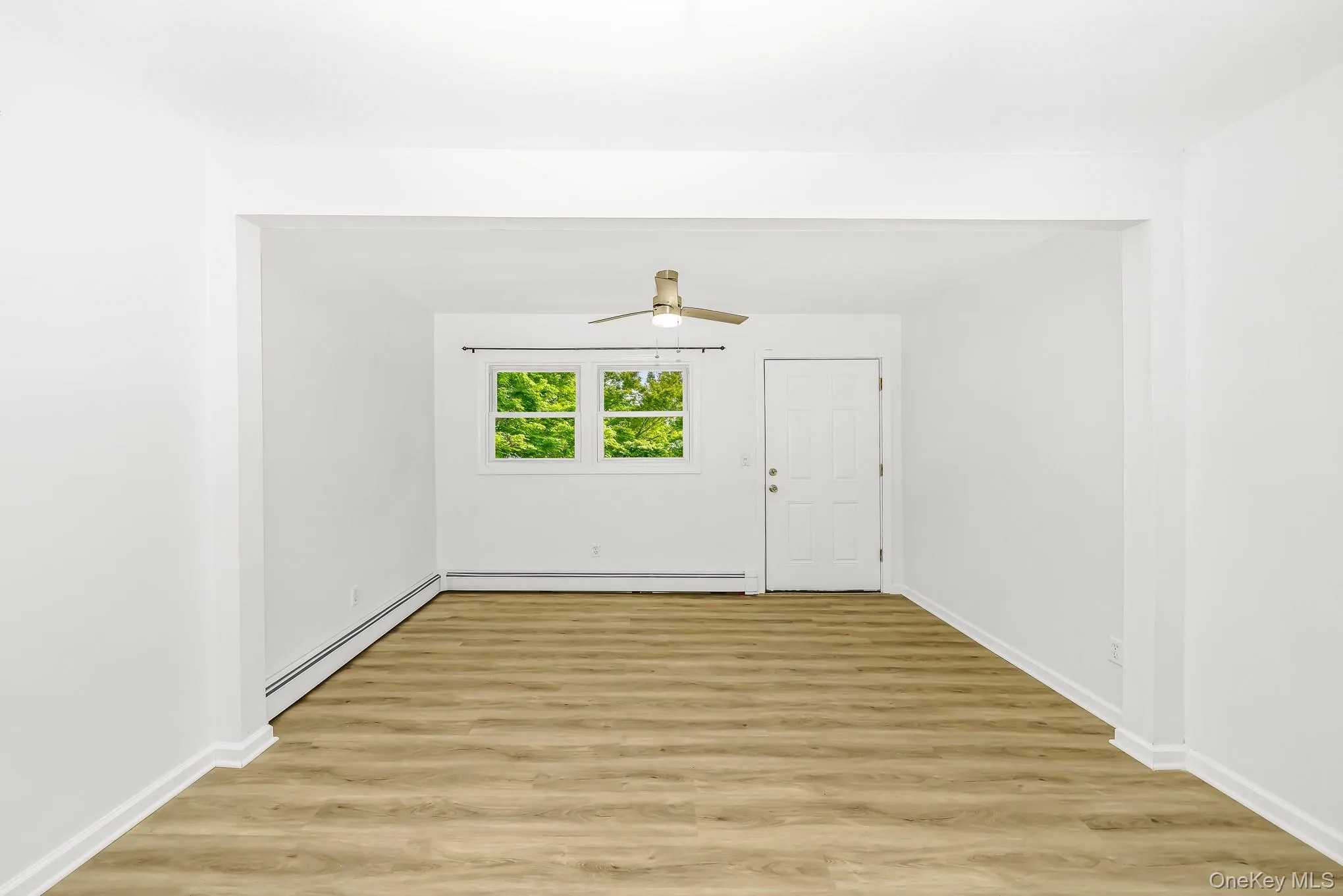 7 Laurelton Avenue, Brookhaven, NY, 3 Bedrooms Bedrooms, 5 Rooms Rooms,1 BathroomBathrooms,Residential,For Rent,Laurelton,0,1016757 7 Laurelton Avenue, Brookhaven, NY, 3 Bedrooms Bedrooms, 5 Rooms Rooms,1 BathroomBathrooms,Residential,For Rent,Laurelton,0,1016757