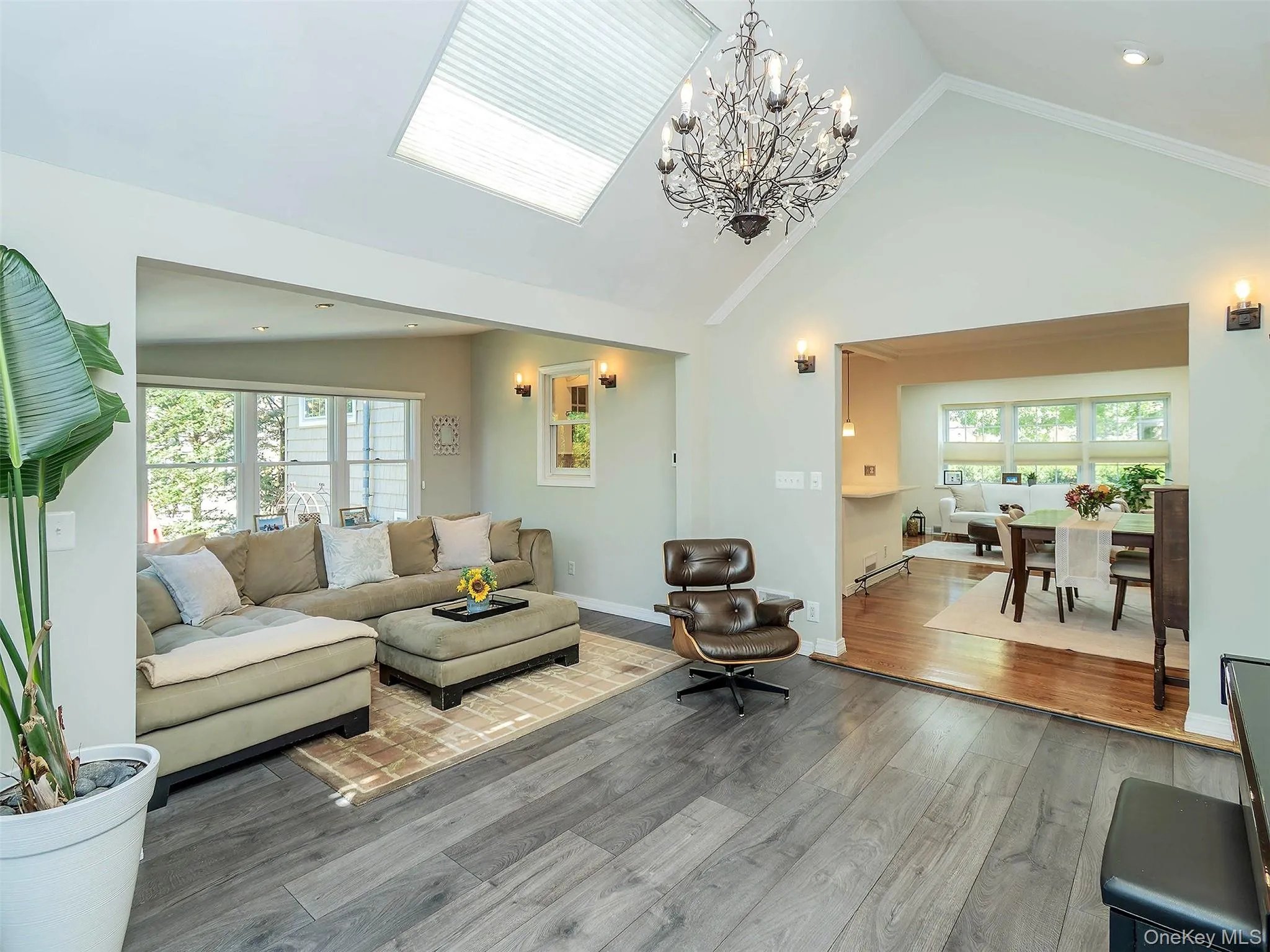 25 Andover Road, North Hempstead, NY, 3 Bedrooms Bedrooms, 7 Rooms Rooms,2 BathroomsBathrooms,Residential,For Rent,Andover,0,KEY1016763 25 Andover Road, North Hempstead, NY, 3 Bedrooms Bedrooms, 7 Rooms Rooms,2 BathroomsBathrooms,Residential,For Rent,Andover,0,KEY1016763
