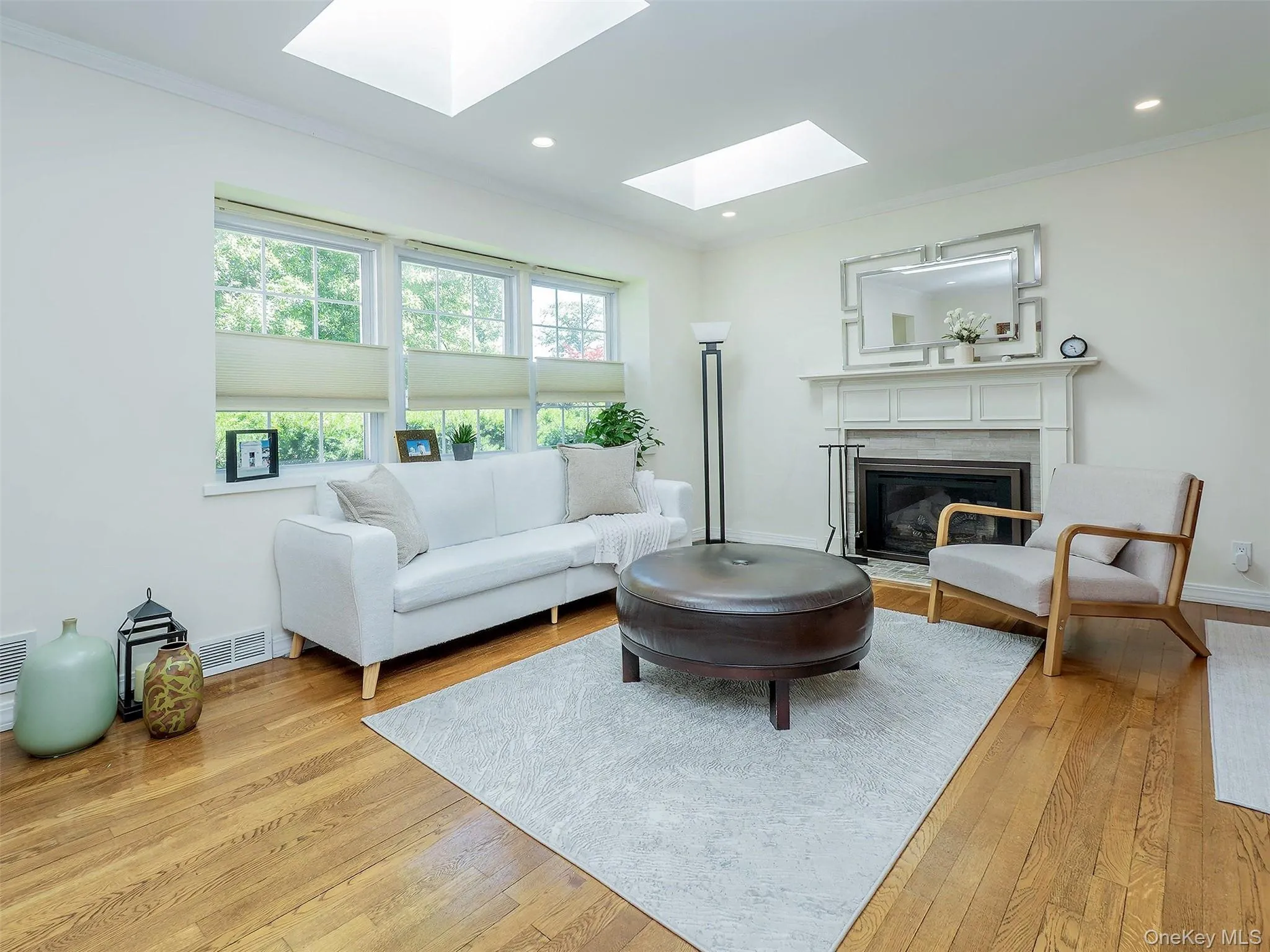 25 Andover Road, North Hempstead, NY, 3 Bedrooms Bedrooms, 7 Rooms Rooms,2 BathroomsBathrooms,Residential,For Rent,Andover,0,KEY1016763 25 Andover Road, North Hempstead, NY, 3 Bedrooms Bedrooms, 7 Rooms Rooms,2 BathroomsBathrooms,Residential,For Rent,Andover,0,KEY1016763