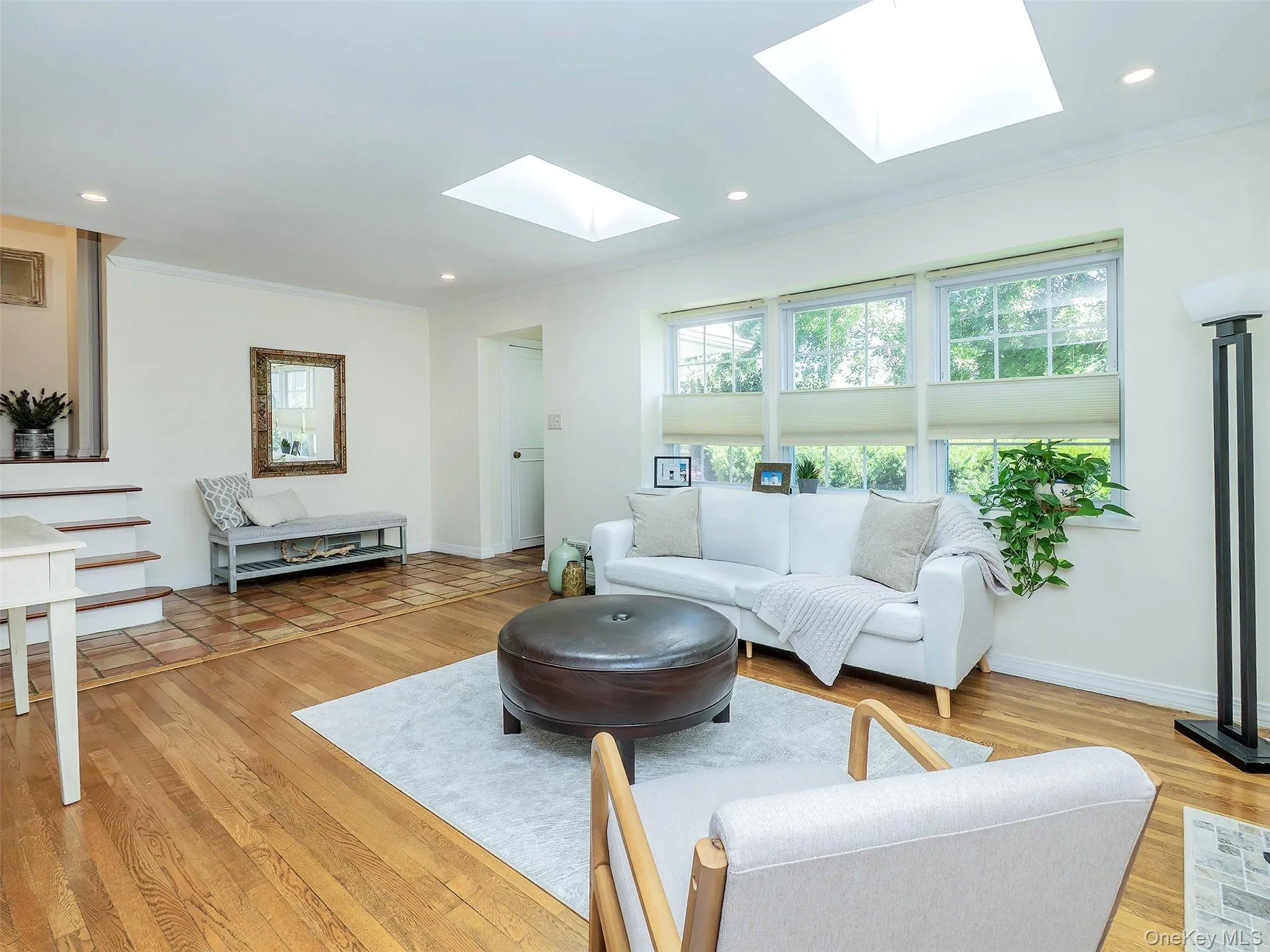 25 Andover Road, North Hempstead, NY, 3 Bedrooms Bedrooms, 7 Rooms Rooms,2 BathroomsBathrooms,Residential,For Rent,Andover,0,KEY1016763 25 Andover Road, North Hempstead, NY, 3 Bedrooms Bedrooms, 7 Rooms Rooms,2 BathroomsBathrooms,Residential,For Rent,Andover,0,KEY1016763