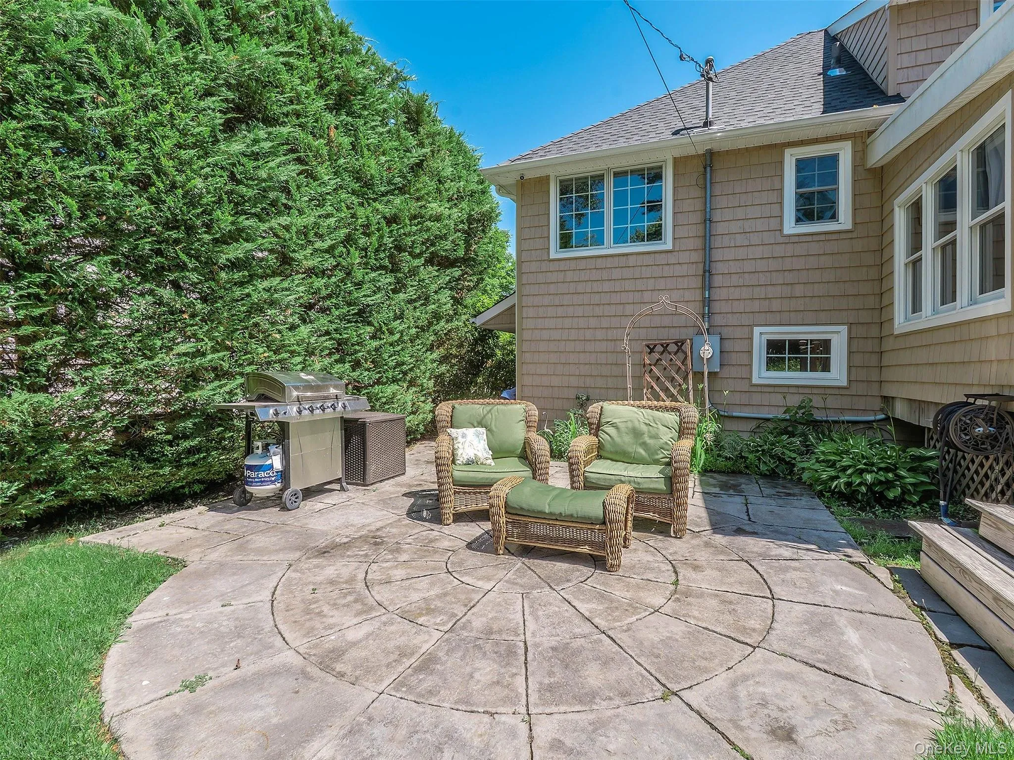 25 Andover Road, North Hempstead, NY, 3 Bedrooms Bedrooms, 7 Rooms Rooms,2 BathroomsBathrooms,Residential,For Rent,Andover,0,KEY1016763 25 Andover Road, North Hempstead, NY, 3 Bedrooms Bedrooms, 7 Rooms Rooms,2 BathroomsBathrooms,Residential,For Rent,Andover,0,KEY1016763