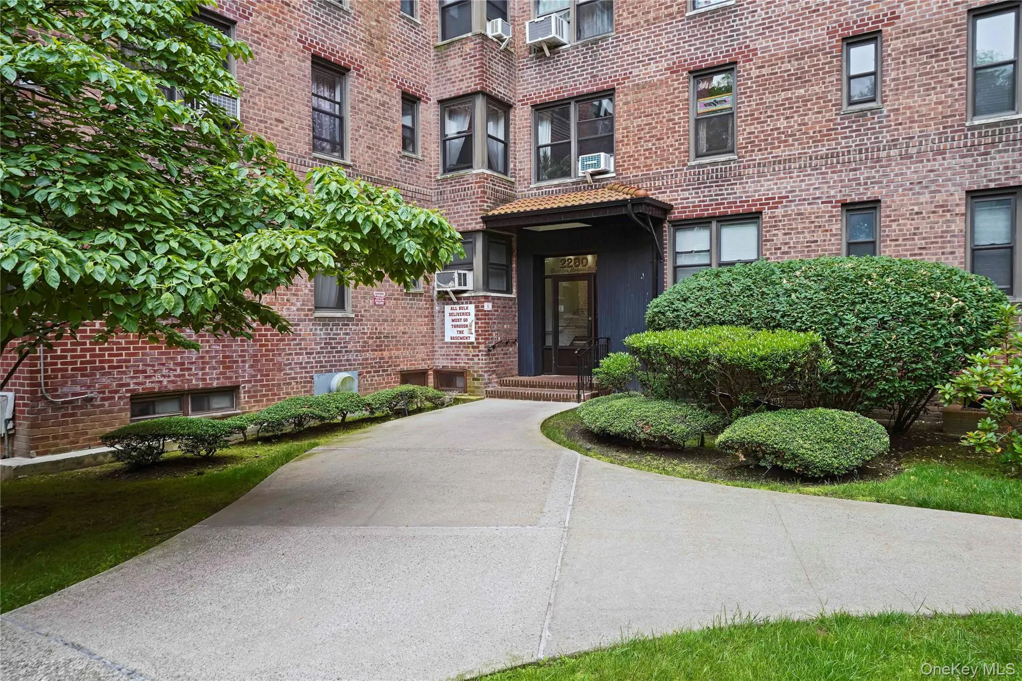 2280 Burnett Street, New York, NY, 2 Bedrooms Bedrooms, 4 Rooms Rooms,1 BathroomBathrooms,Residential,For Rent,Burnett,0,1016767 2280 Burnett Street, New York, NY, 2 Bedrooms Bedrooms, 4 Rooms Rooms,1 BathroomBathrooms,Residential,For Rent,Burnett,0,1016767
