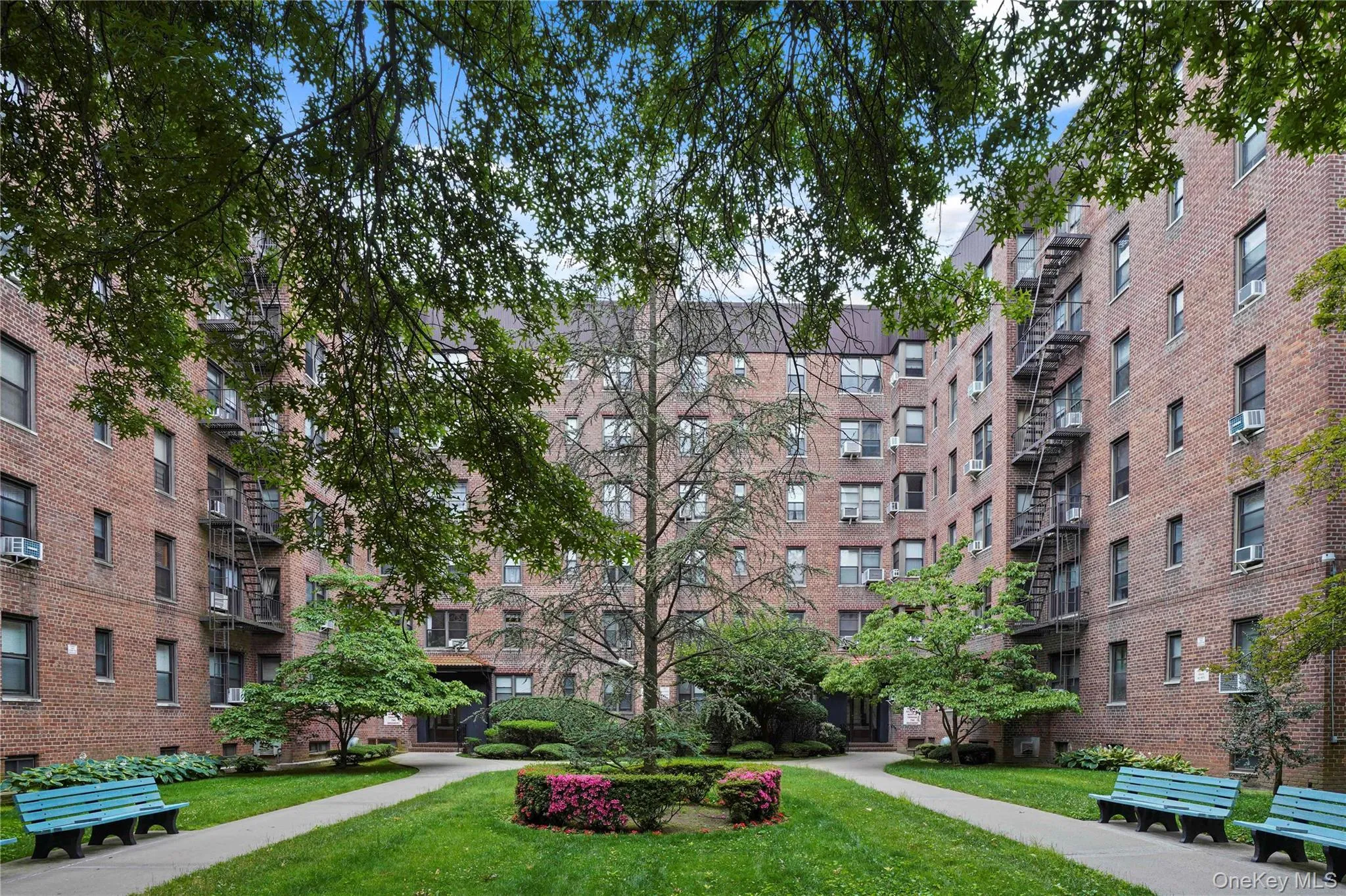 2280 Burnett Street, New York, NY, 2 Bedrooms Bedrooms, 4 Rooms Rooms,1 BathroomBathrooms,Residential,For Rent,Burnett,0,1016767 2280 Burnett Street, New York, NY, 2 Bedrooms Bedrooms, 4 Rooms Rooms,1 BathroomBathrooms,Residential,For Rent,Burnett,0,1016767